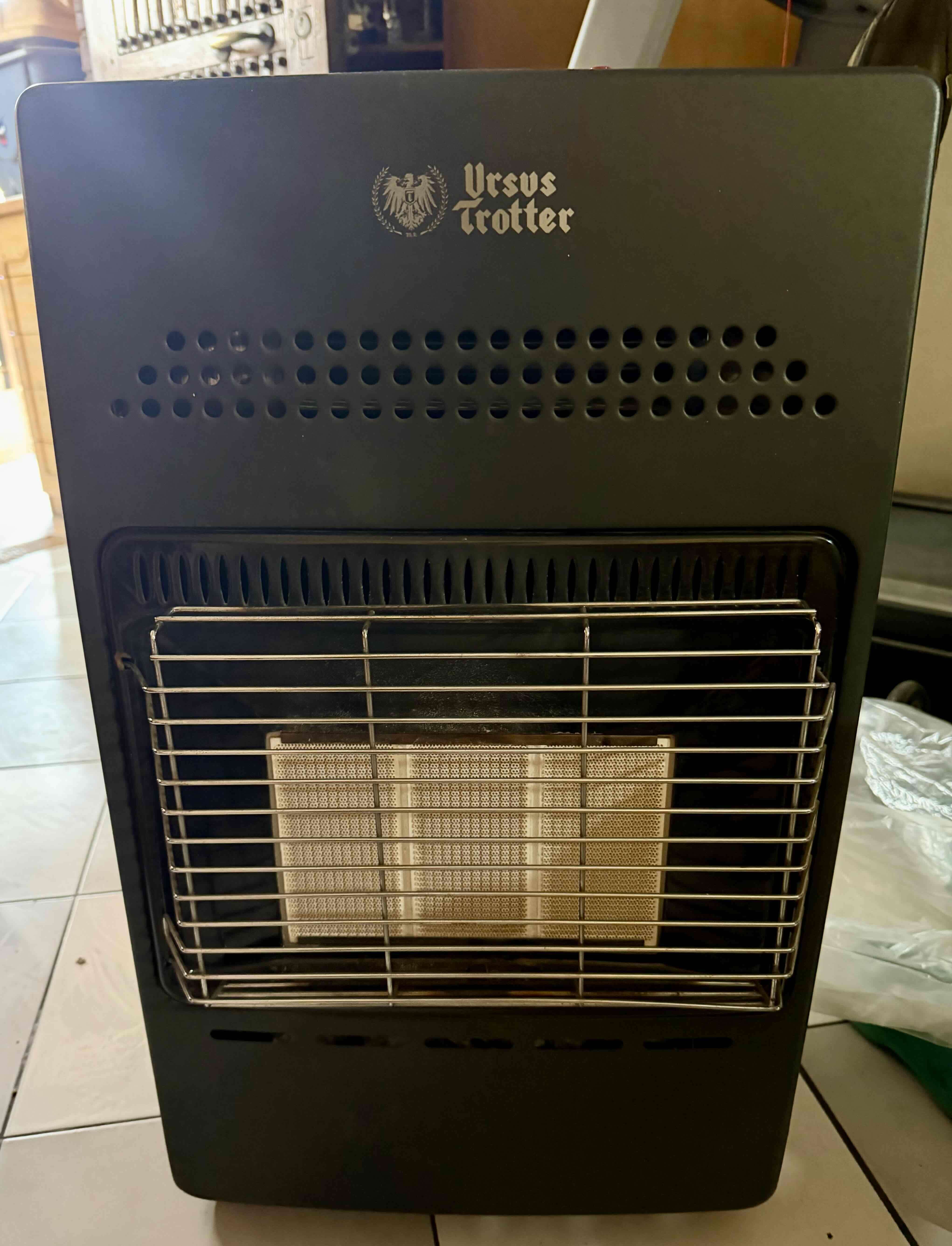 Estufa a gas Ursus Trotter - miniatura 2