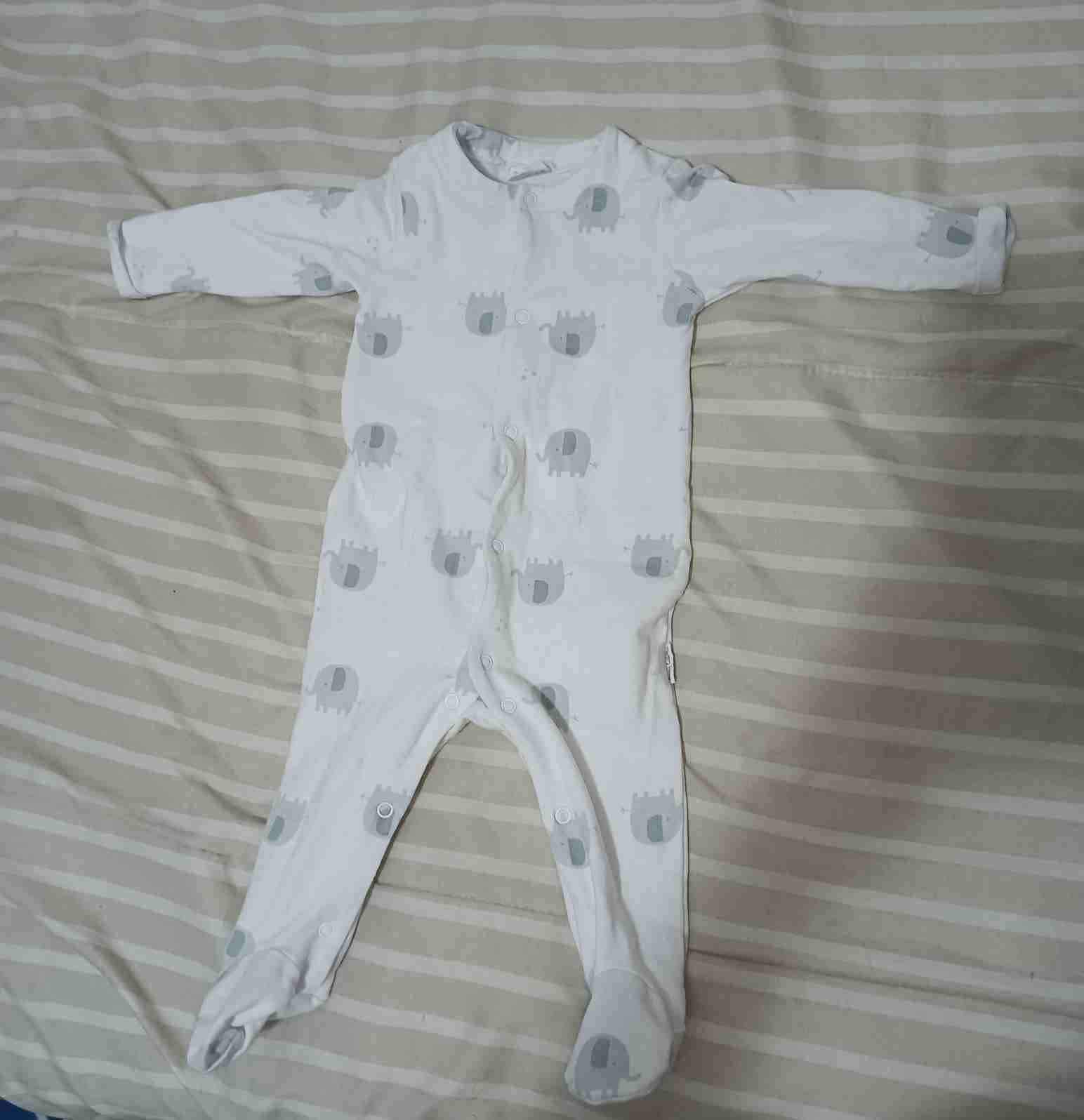 Pijama de bebé con estampado - miniatura 6