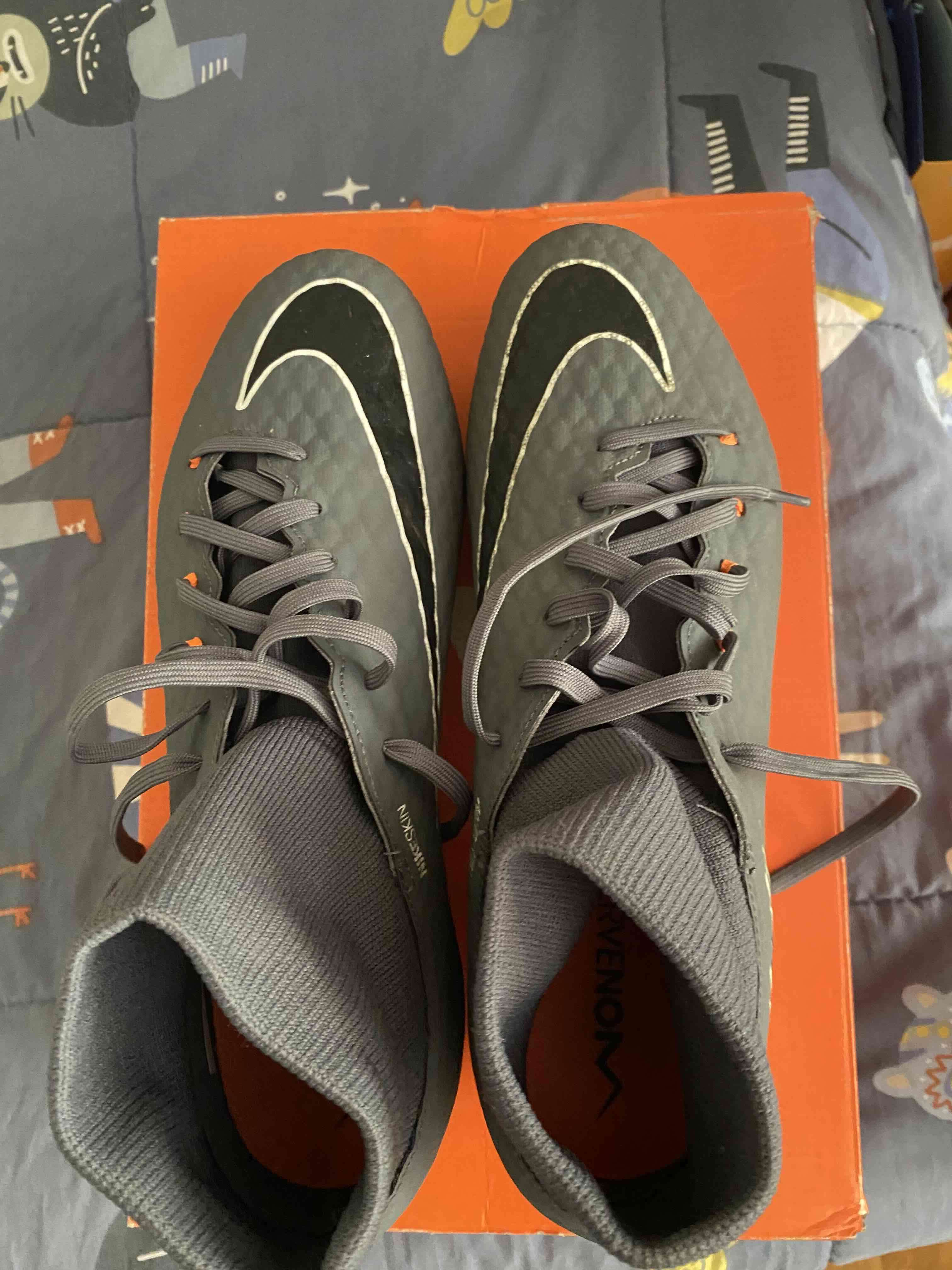 Zapatillas de fútbol gris Nike - miniatura 4