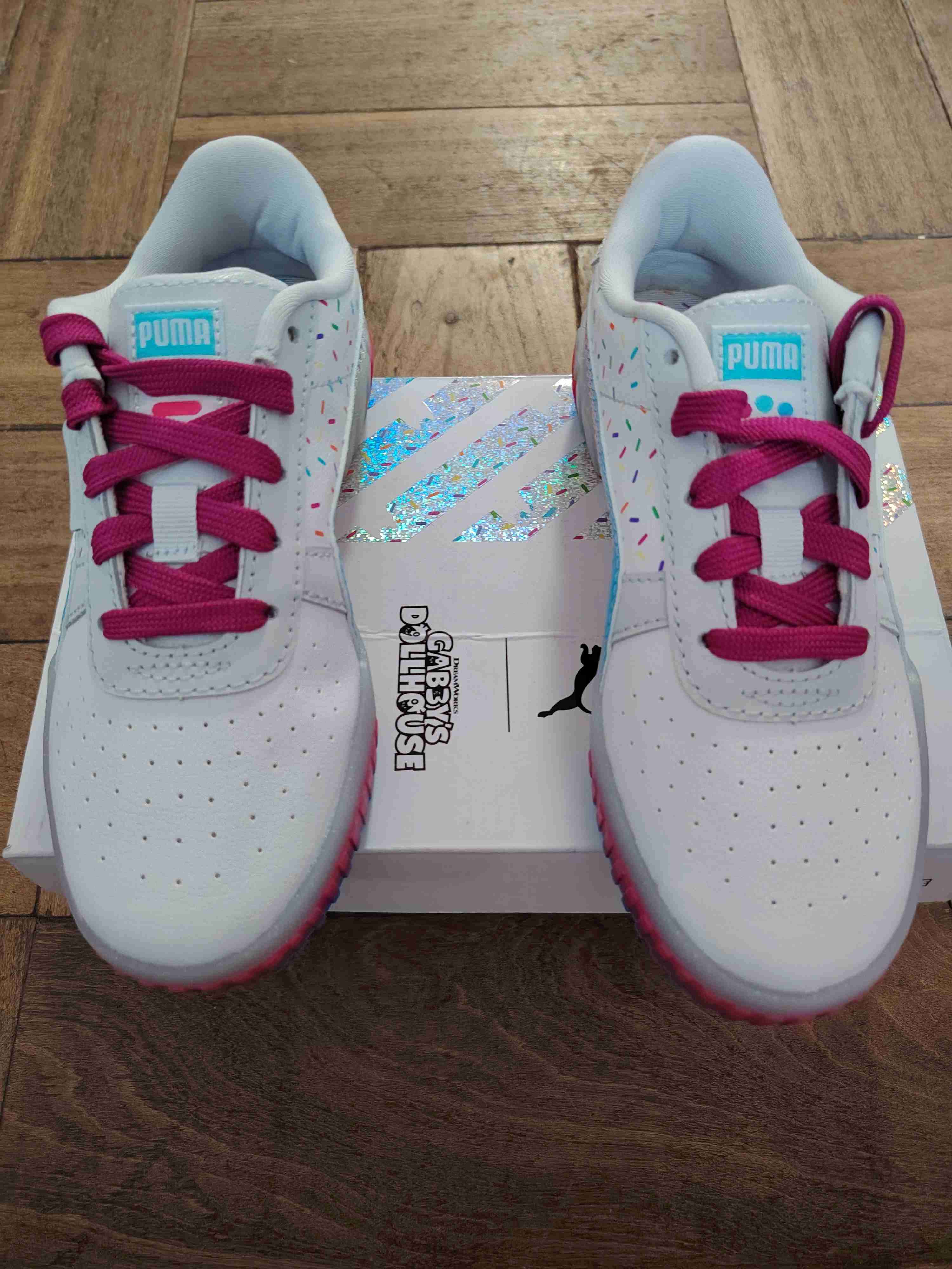 Zapatillas infantiles blancas con diseño - miniatura 4