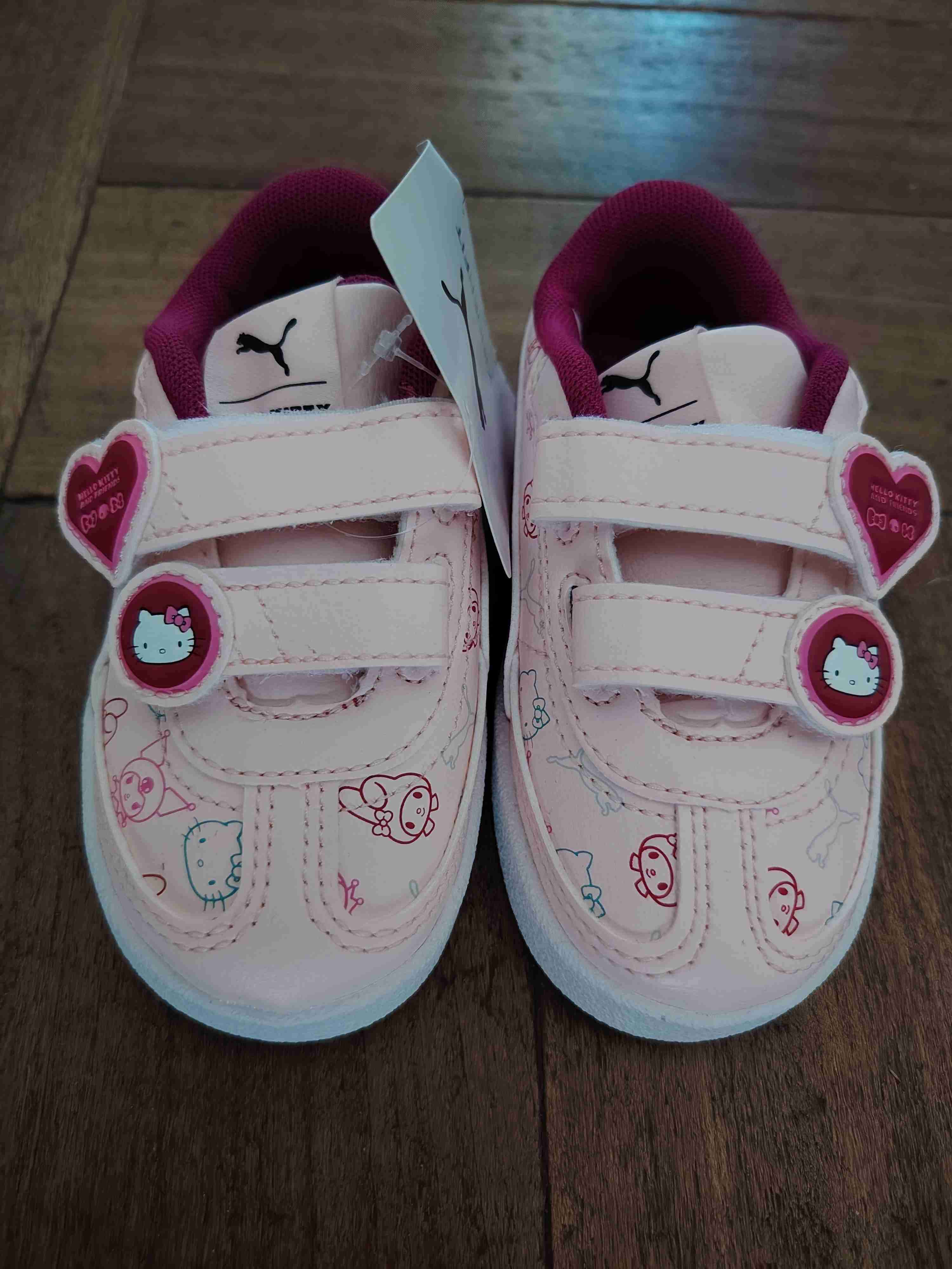 Zapatillas infantiles diseño Hello Kitty - miniatura 3