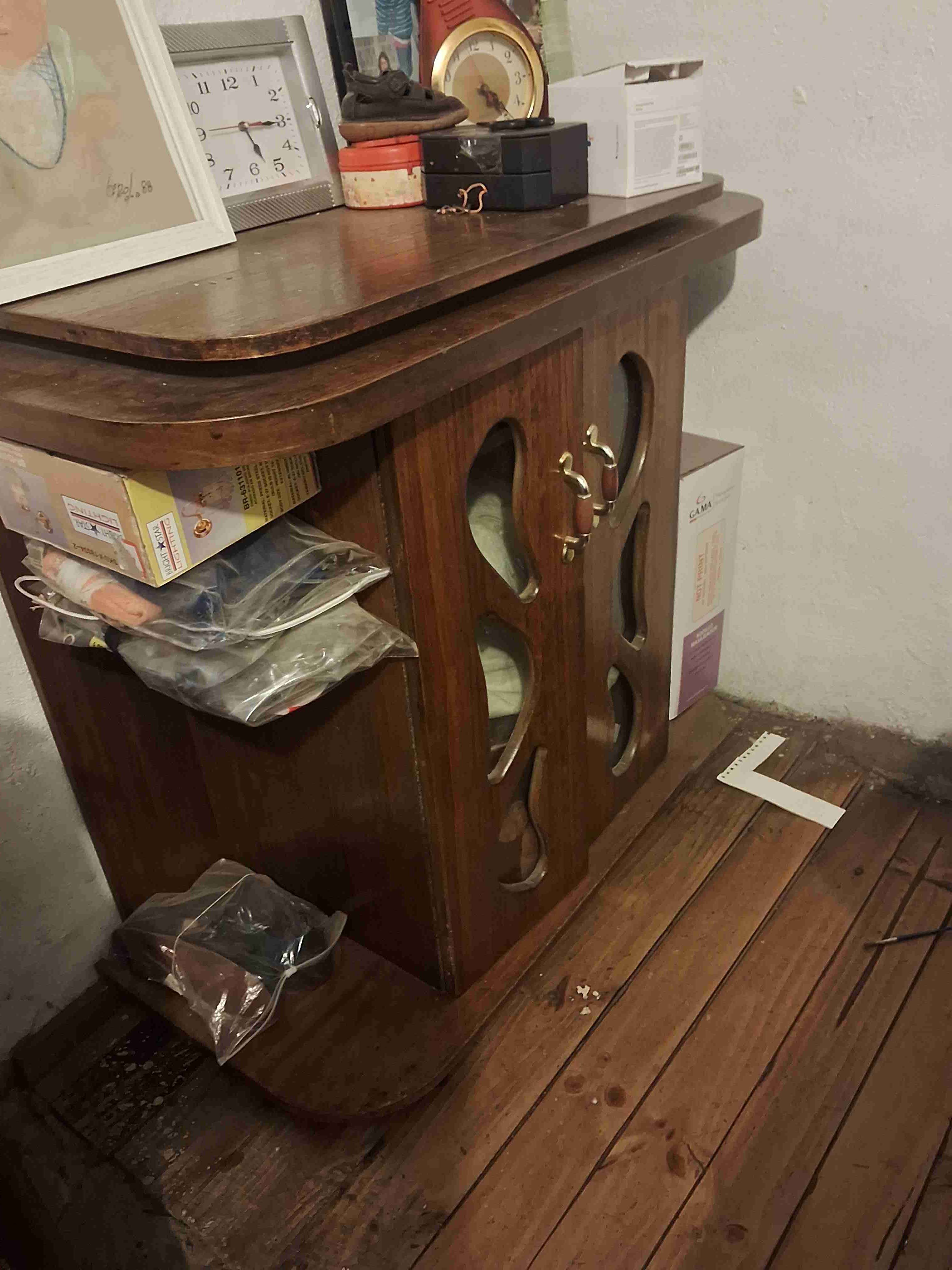 Mueble de madera vintage - miniatura 3