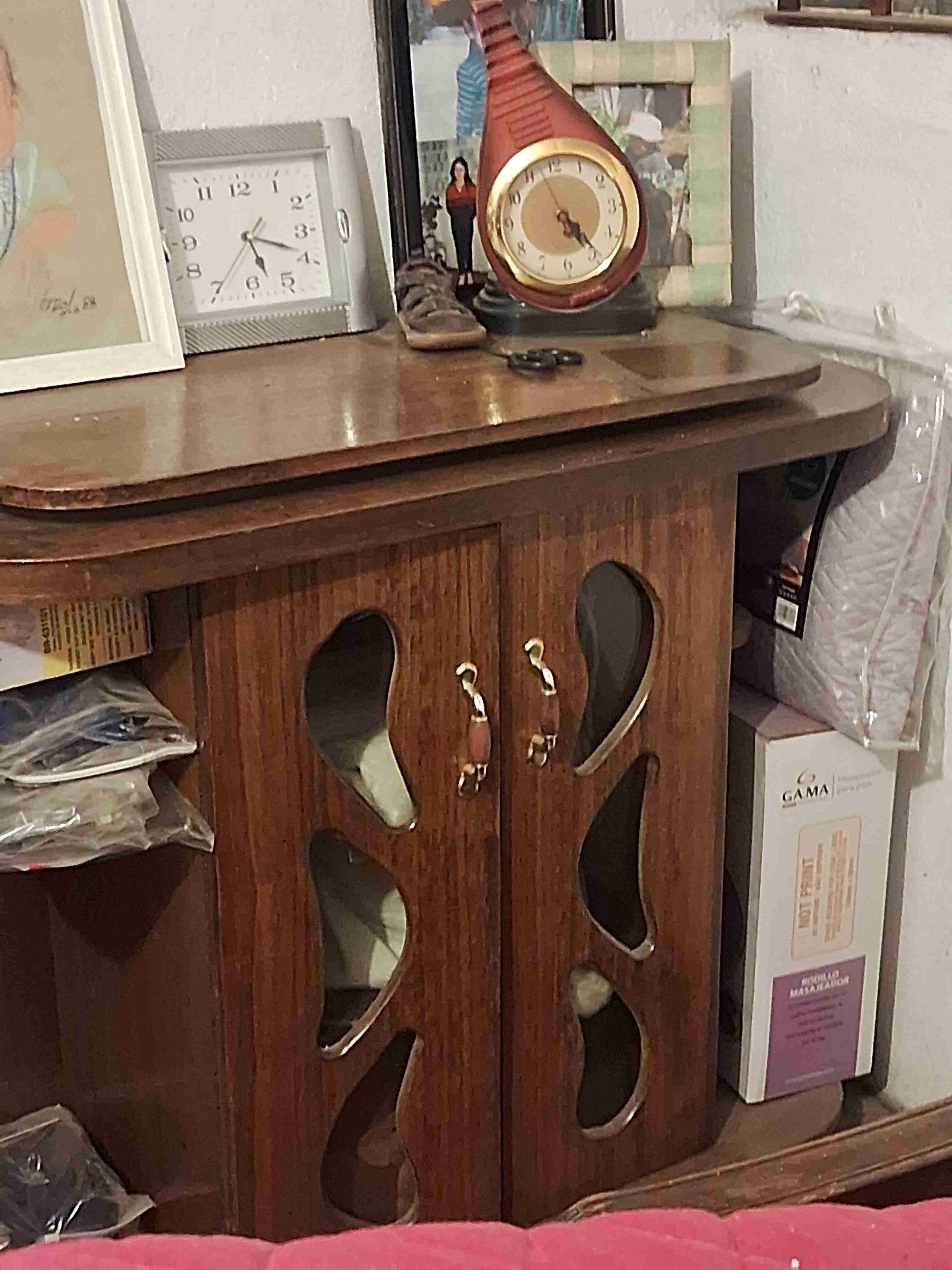 Mueble de madera vintage - miniatura 4