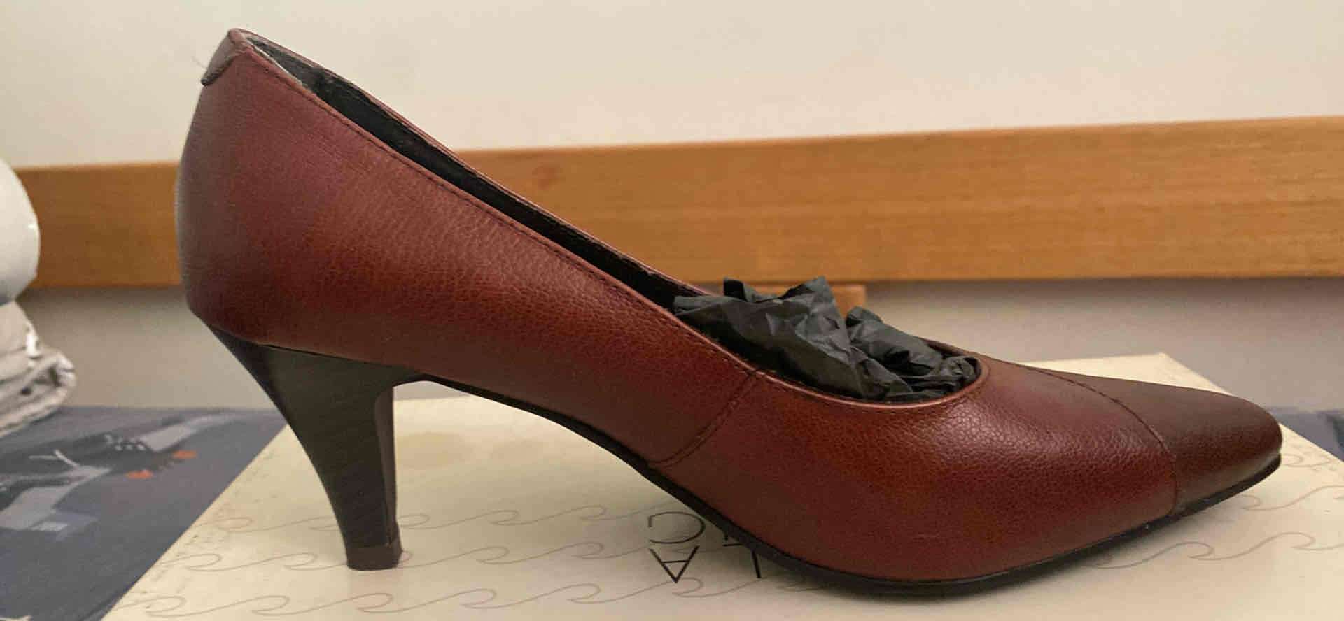 Zapatos de cuero café/burdeo Bruno Rossi - miniatura 3