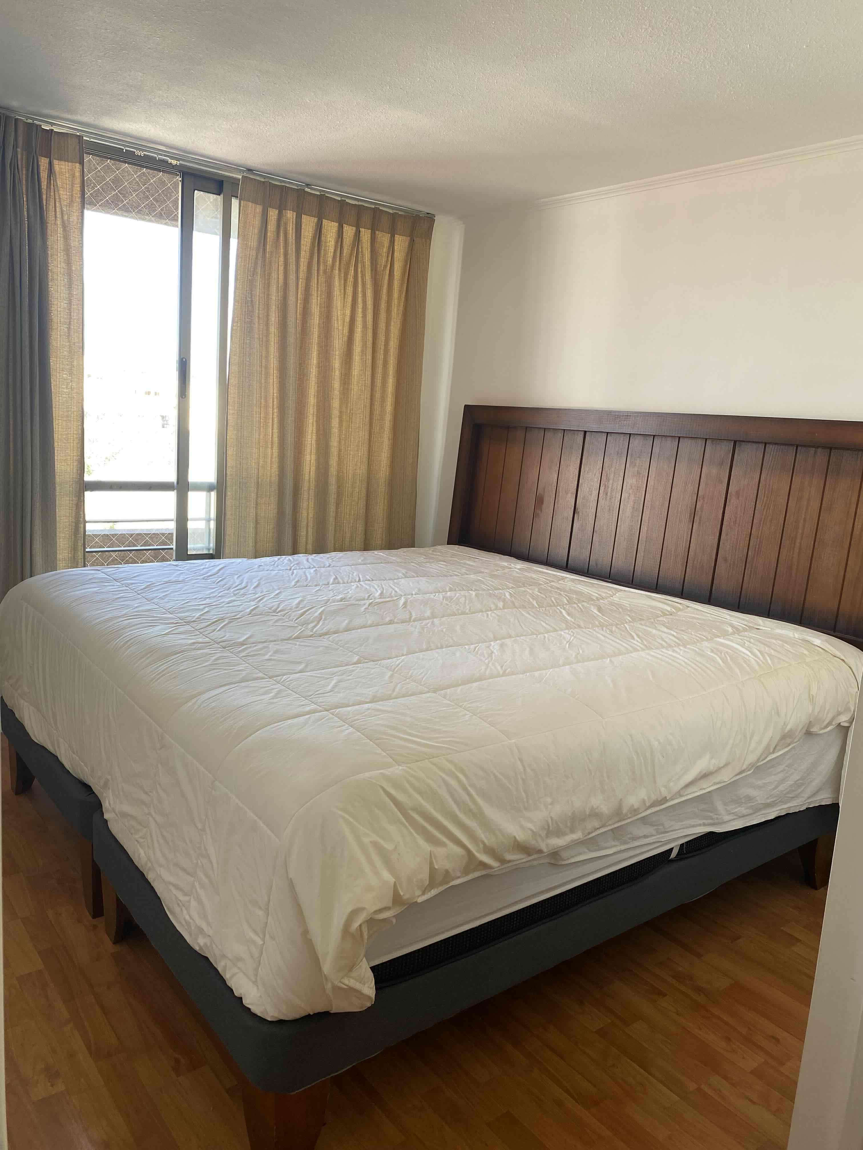 Cama súper king con colchón y topper - miniatura 3