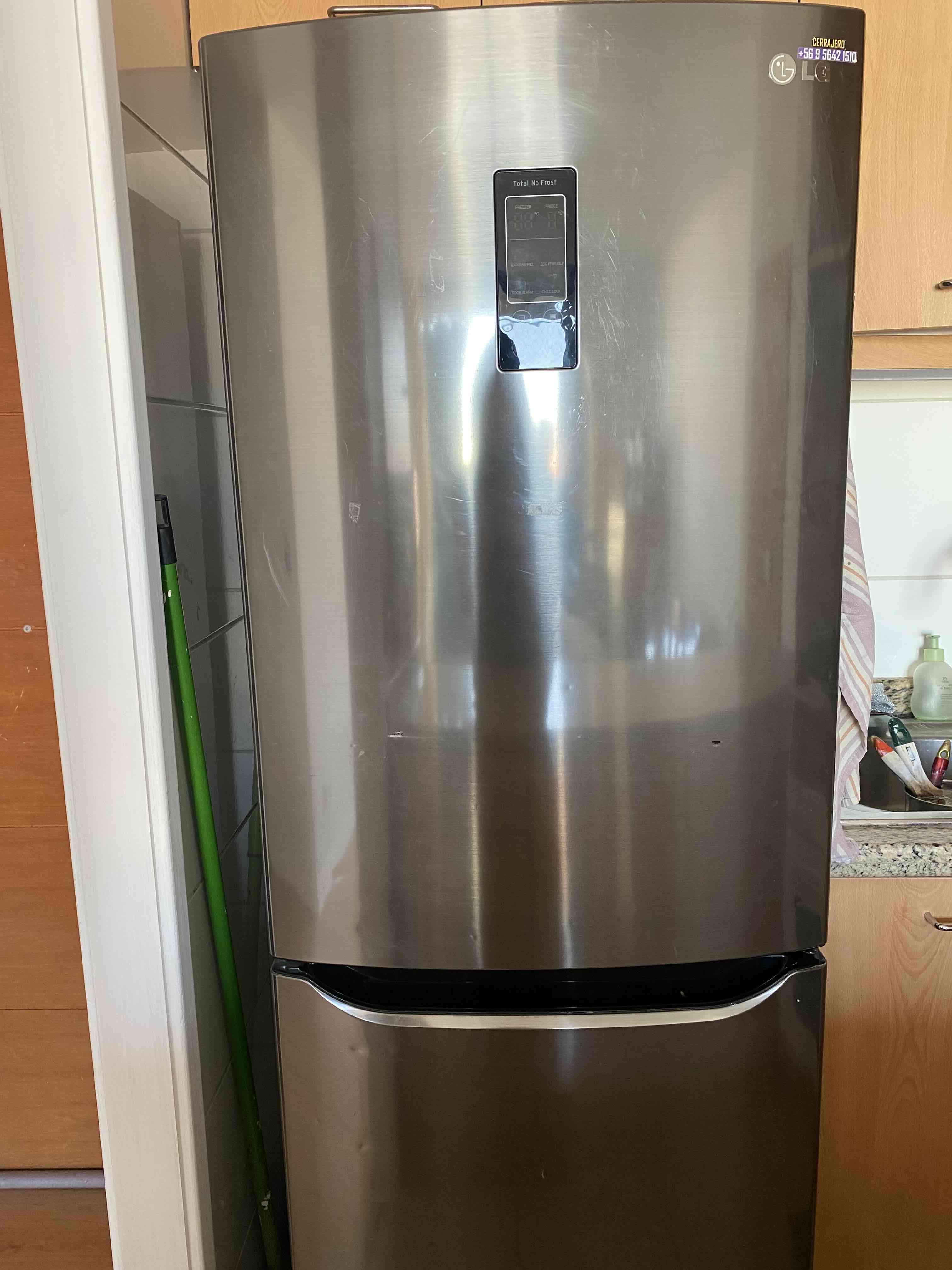 Refrigerador LG Inoxidable - miniatura 1