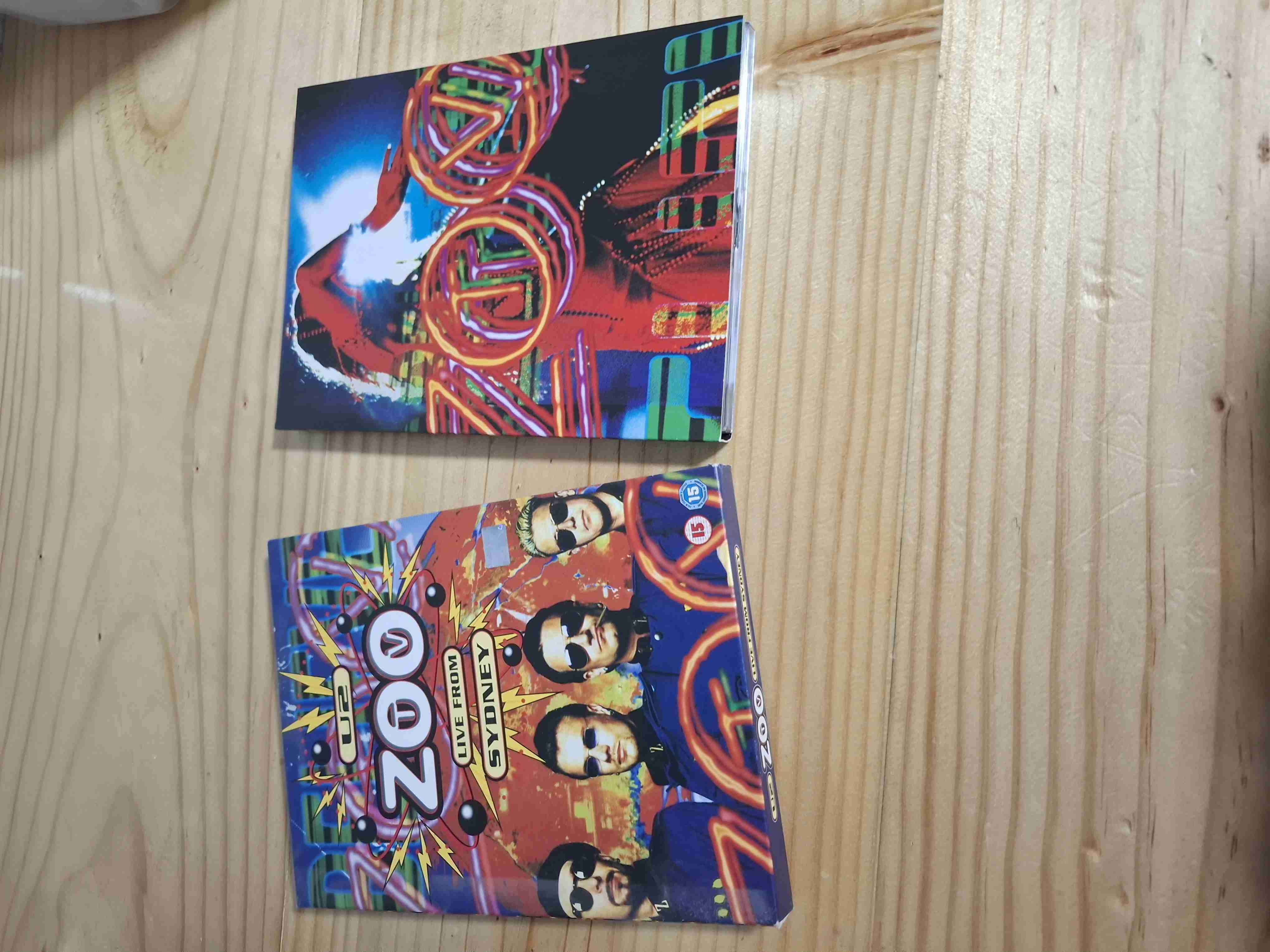 DVD U2 Zoo TV Live From Sydney - miniatura 1