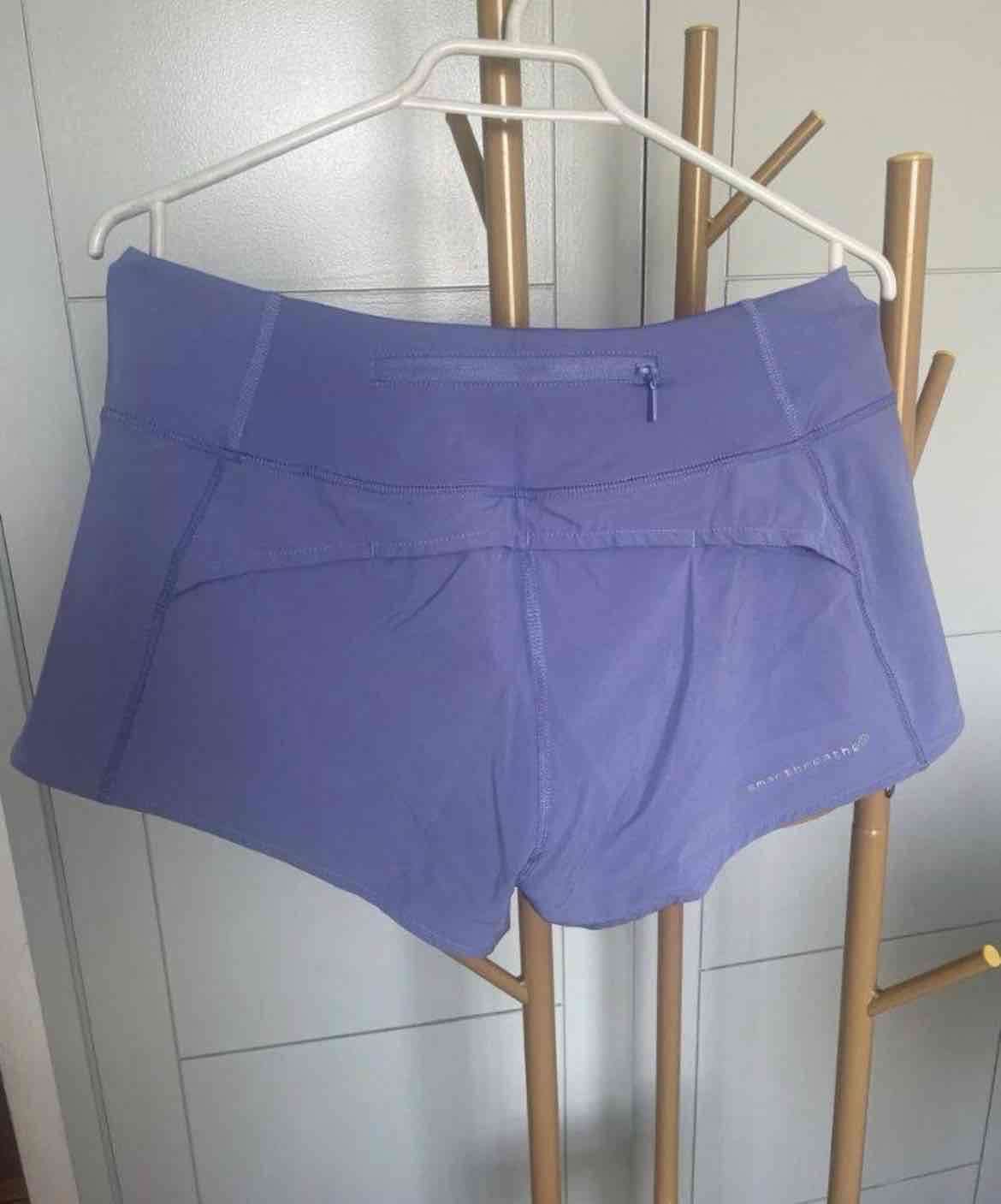 Short deportivo morado - miniatura 4