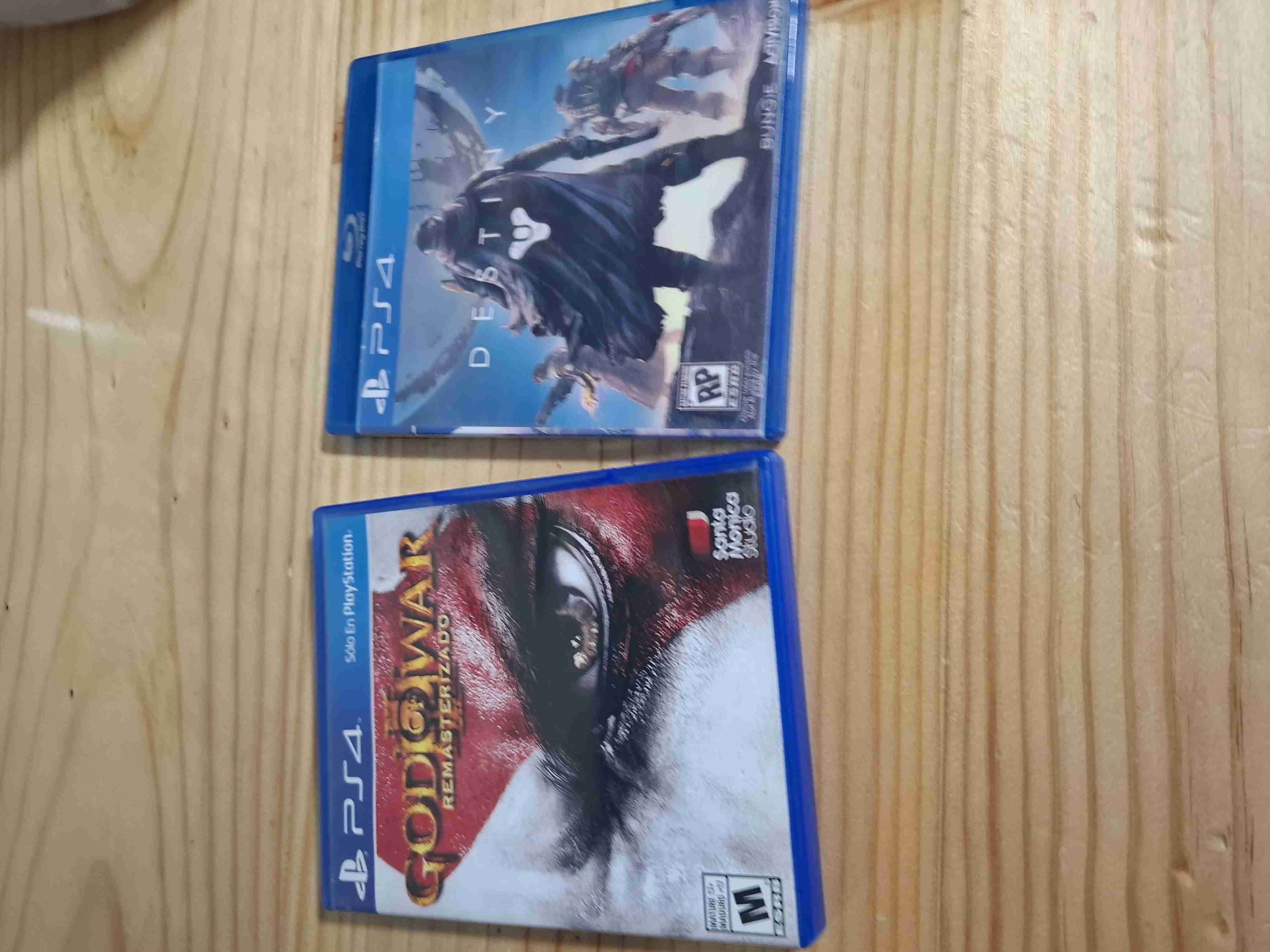 Juegos PS4: God of War y Destiny - miniatura 1