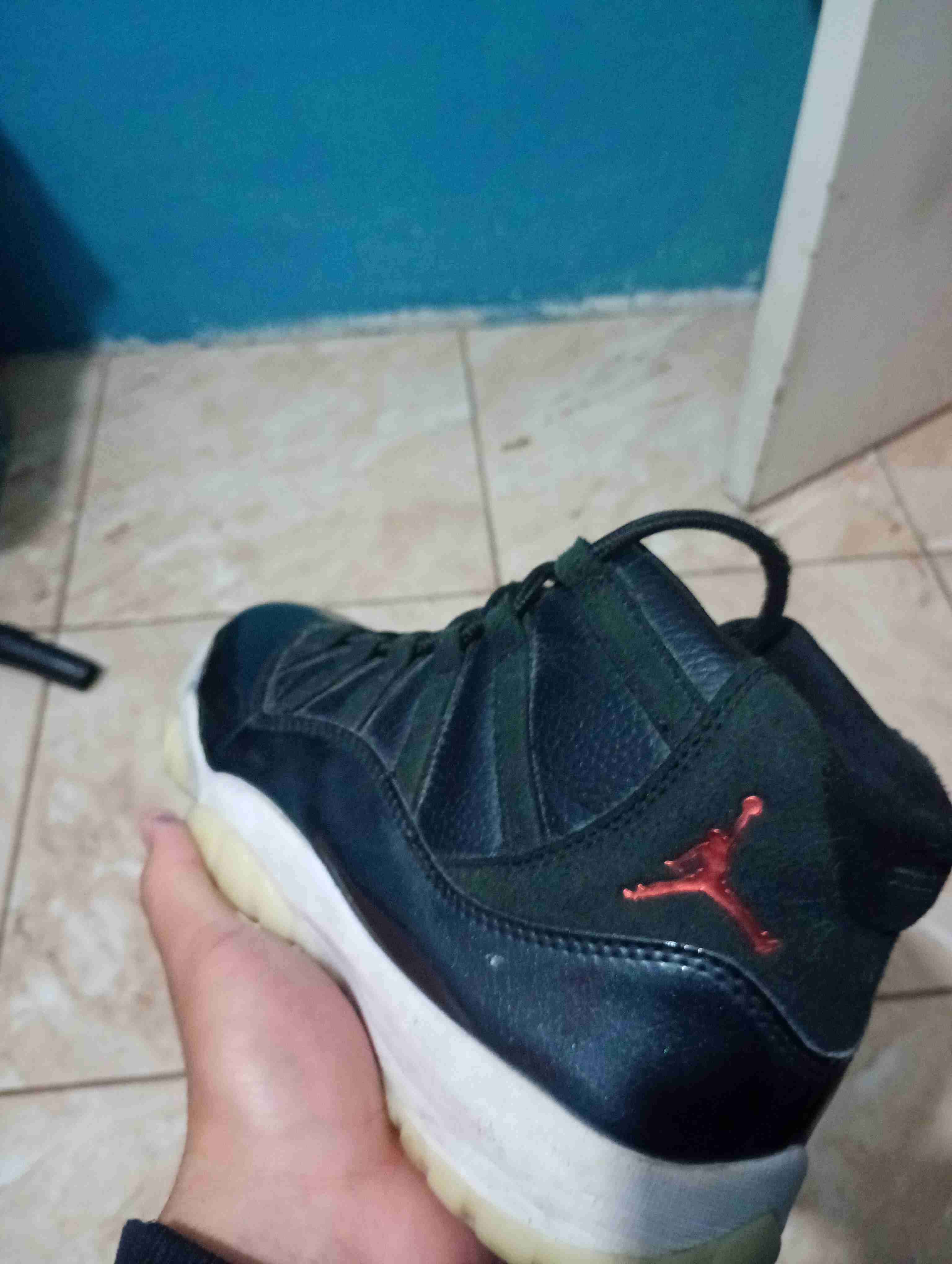 Jordan 11 - miniatura 1
