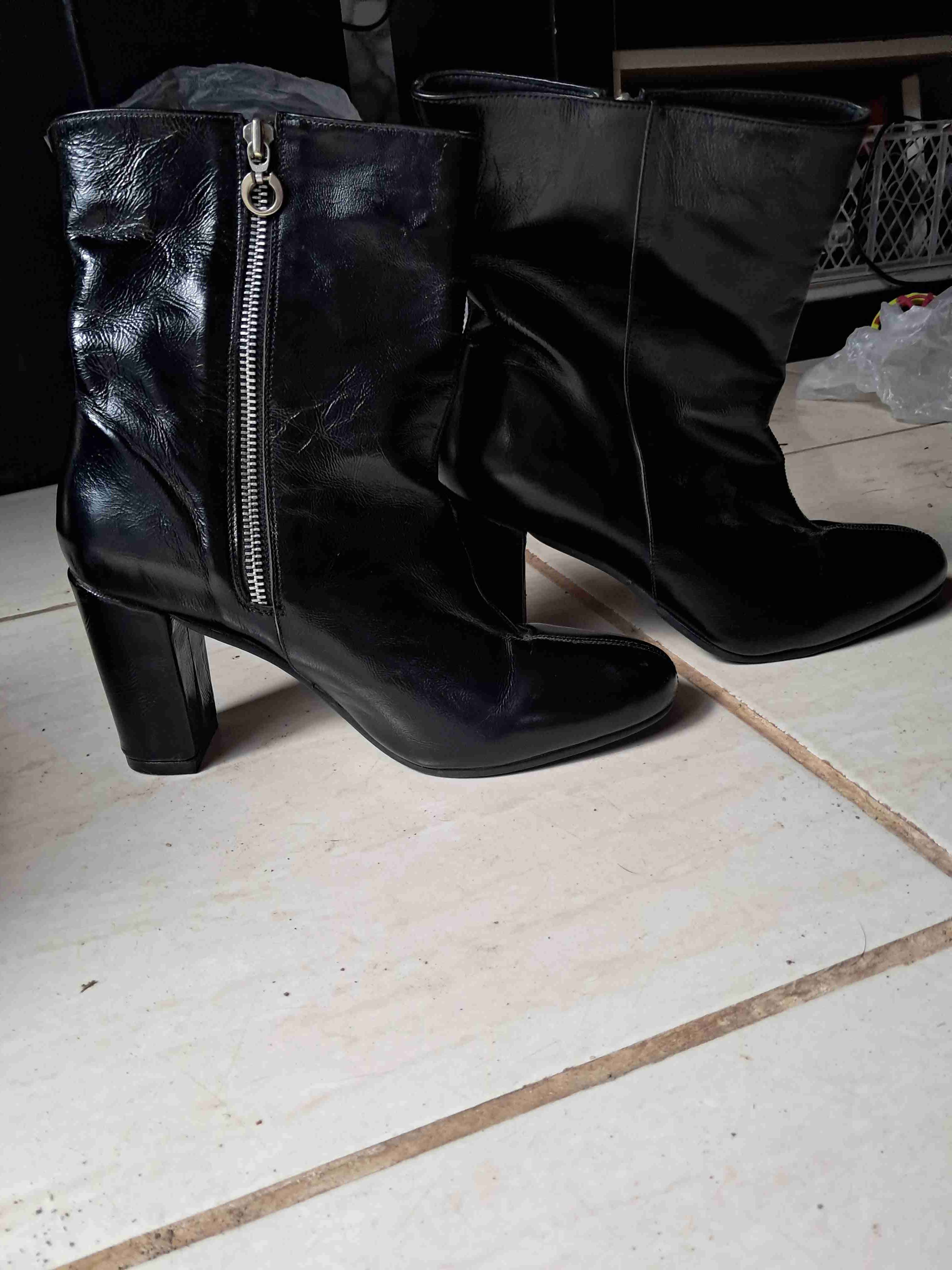 Botines de cuero negro - miniatura 3