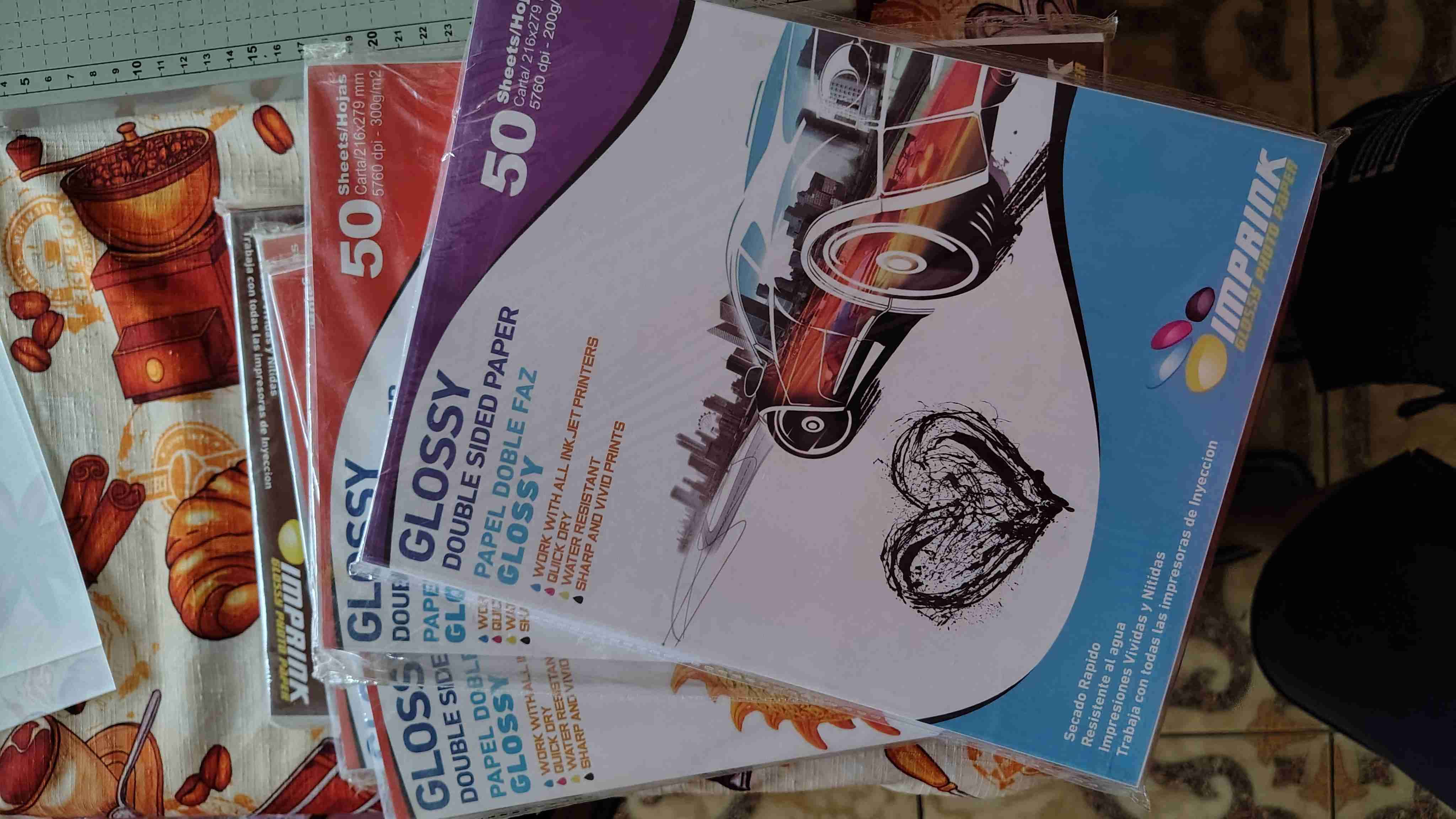 Papel glossy doble faz 50 hojas
