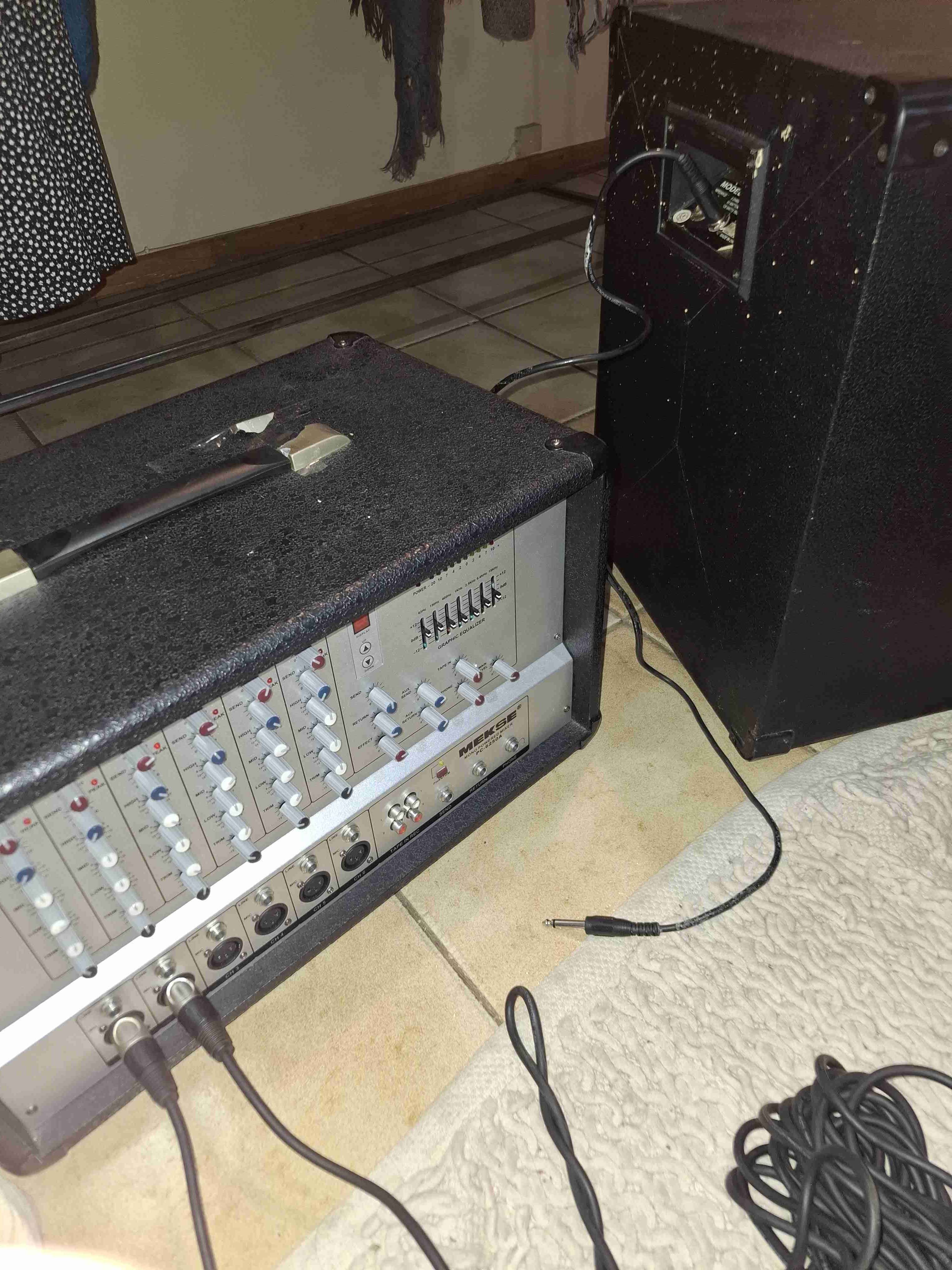 Amplificador mezclador de sonido - miniatura 1