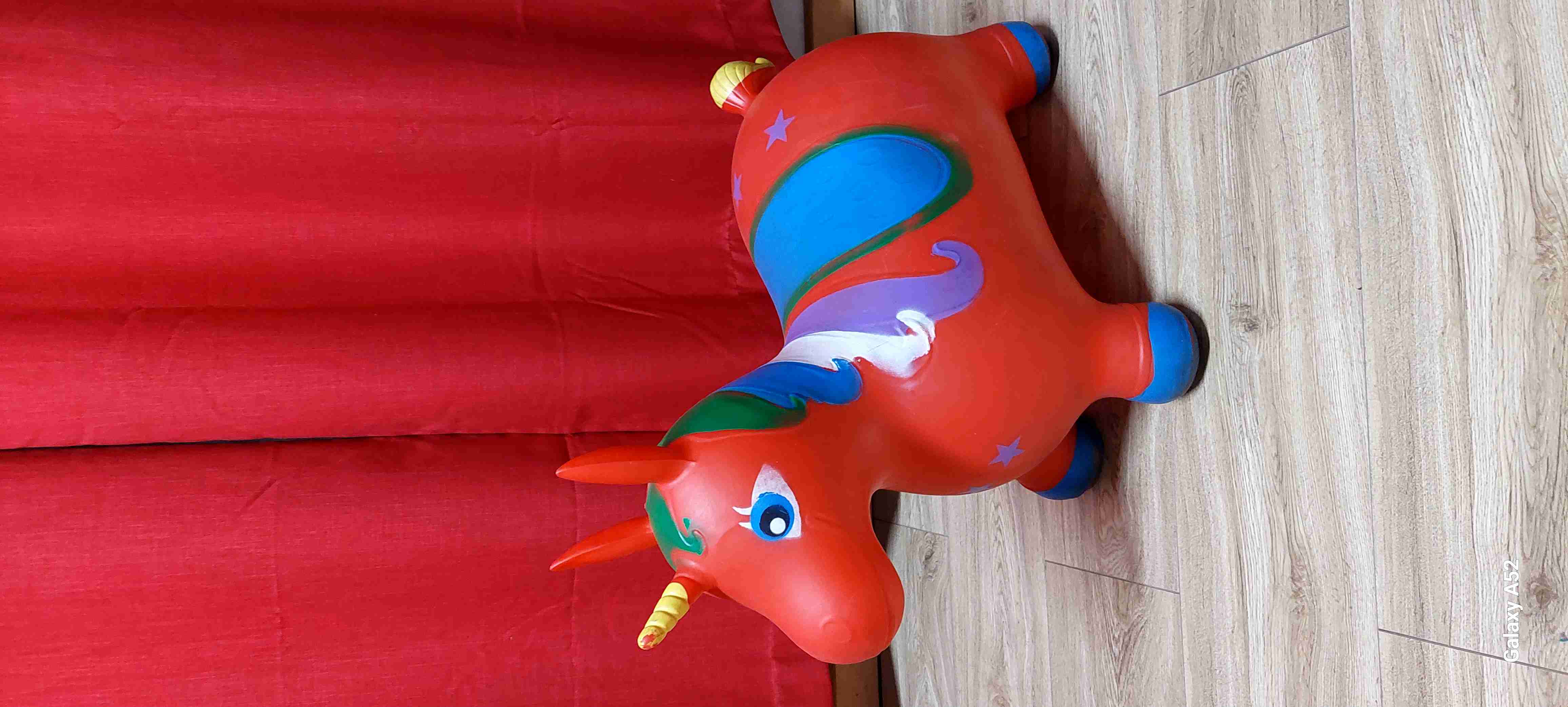 Caballo inflable para niños - miniatura 1