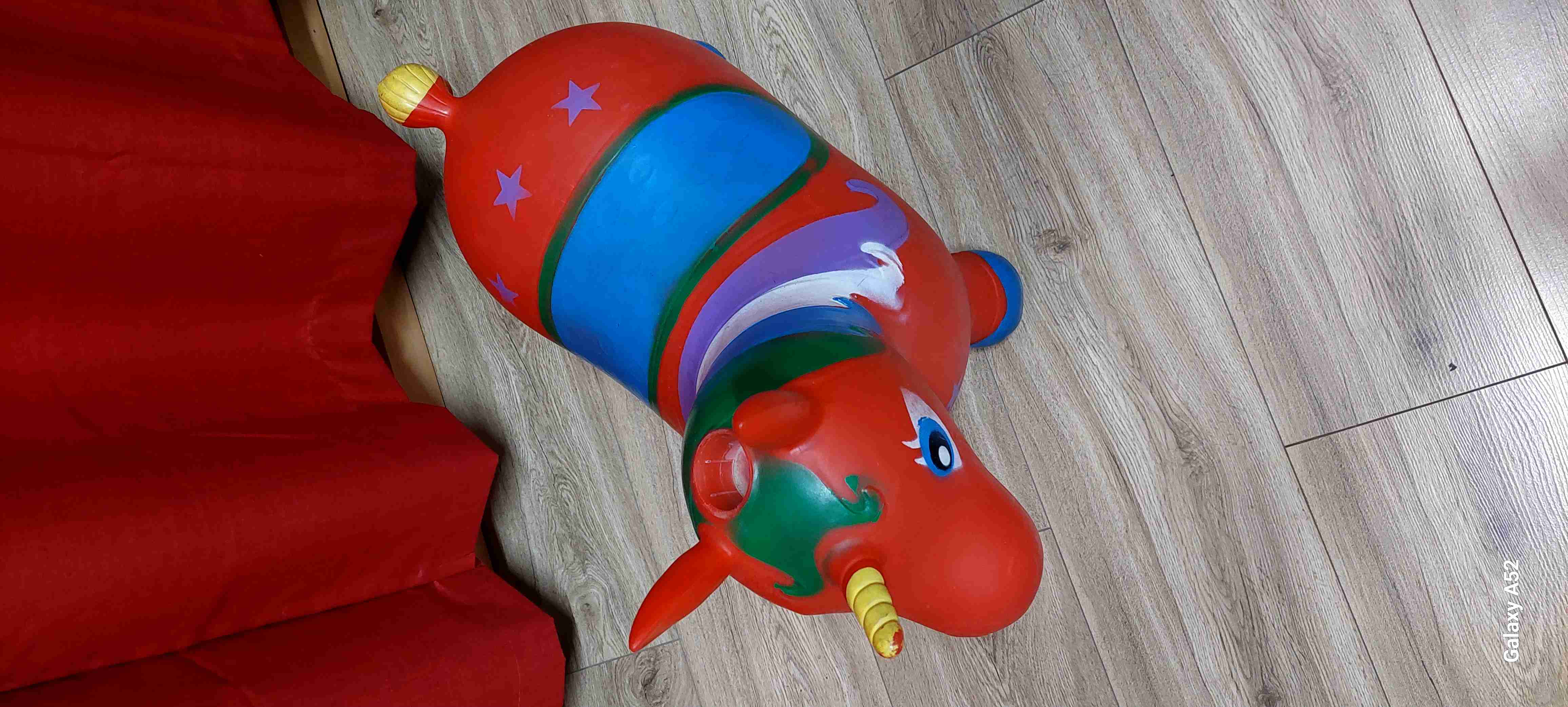 Caballo inflable para niños - miniatura 2