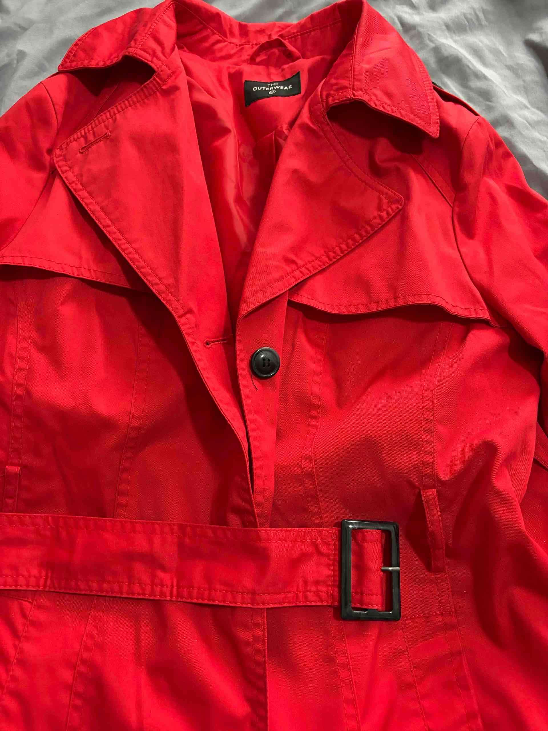 Trench rojo con cinturón - miniatura 5