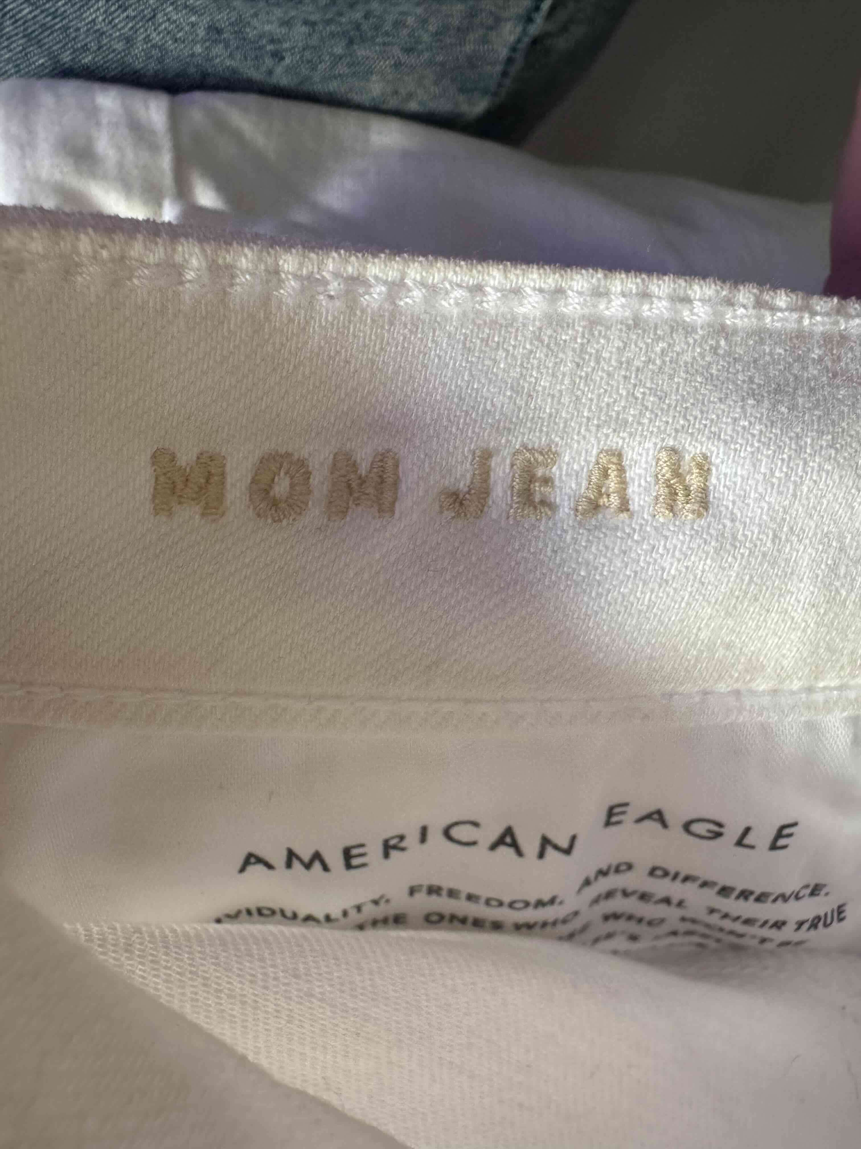 Jeans blancos American Eagle - miniatura 4