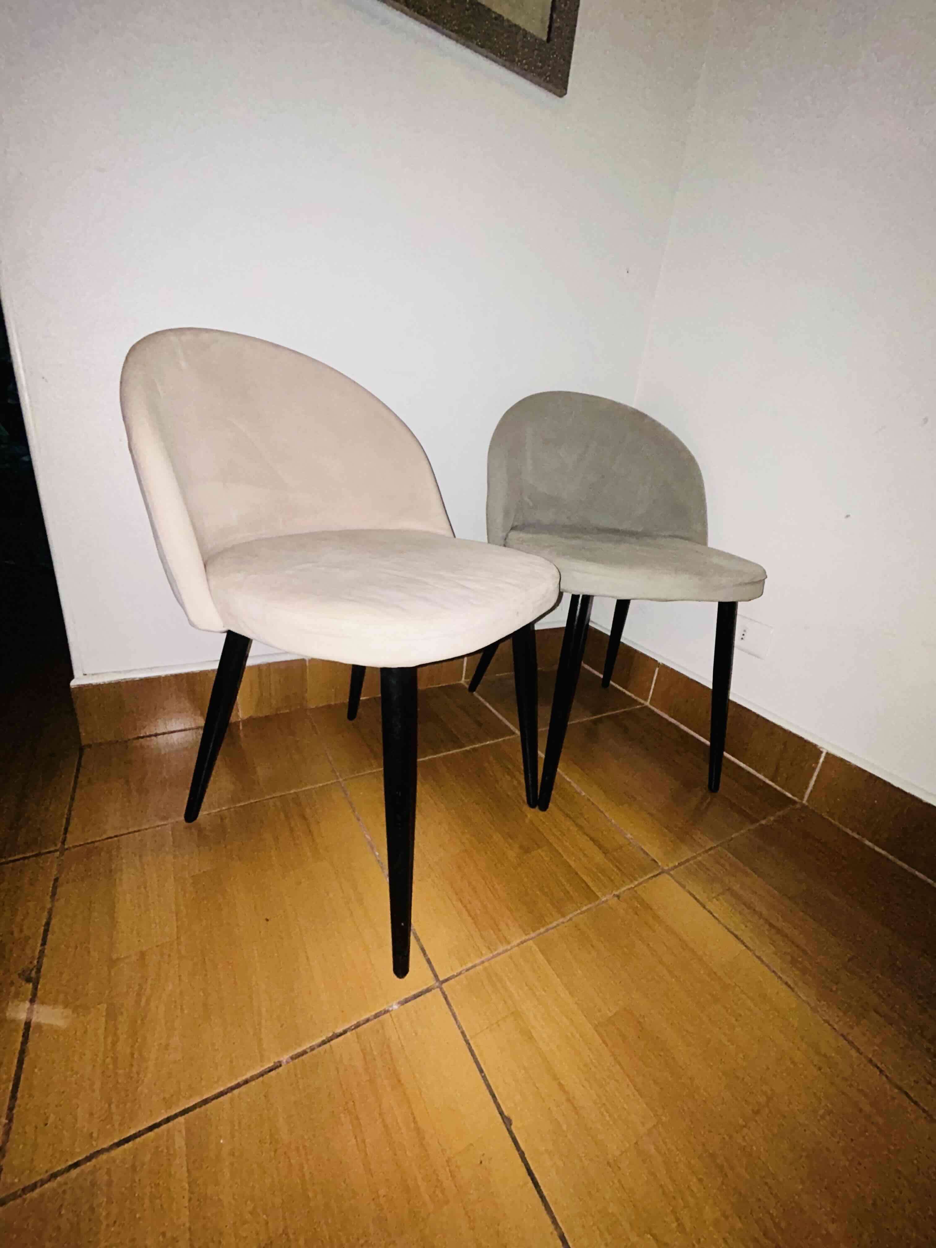 Set de sillas modernas - miniatura 2