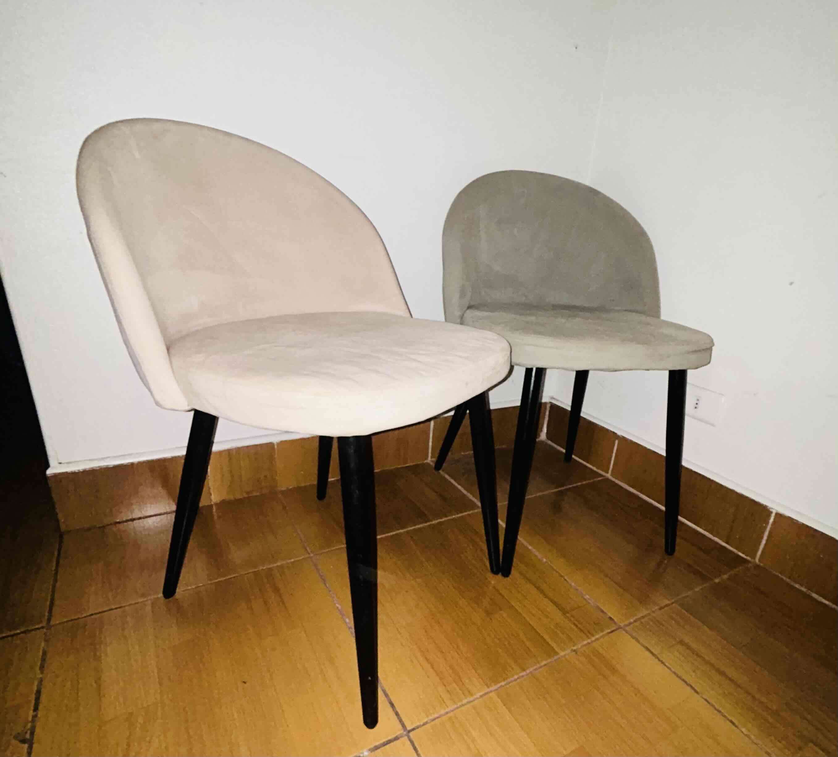 Set de sillas modernas - miniatura 3