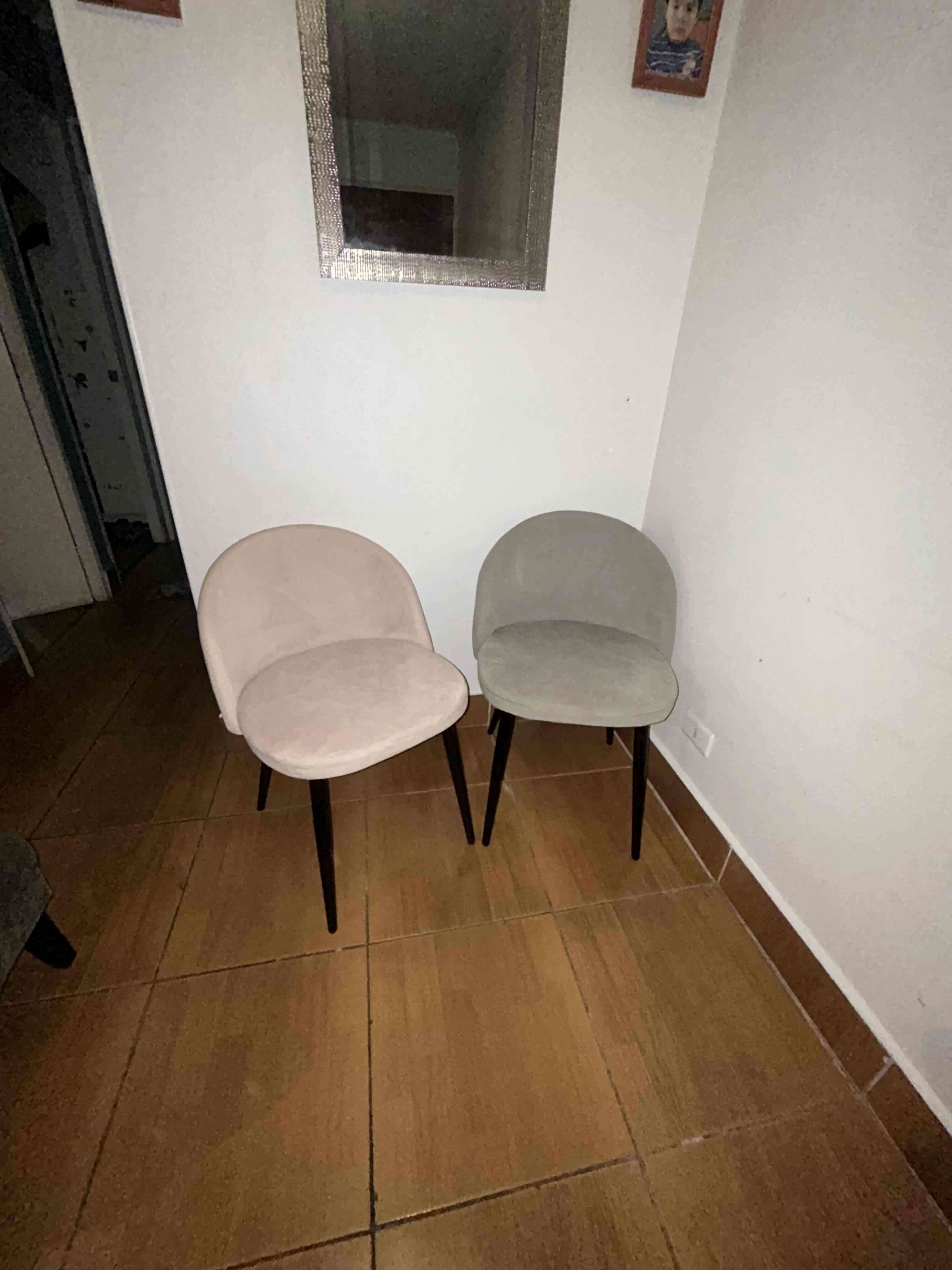 Set de sillas modernas - miniatura 4