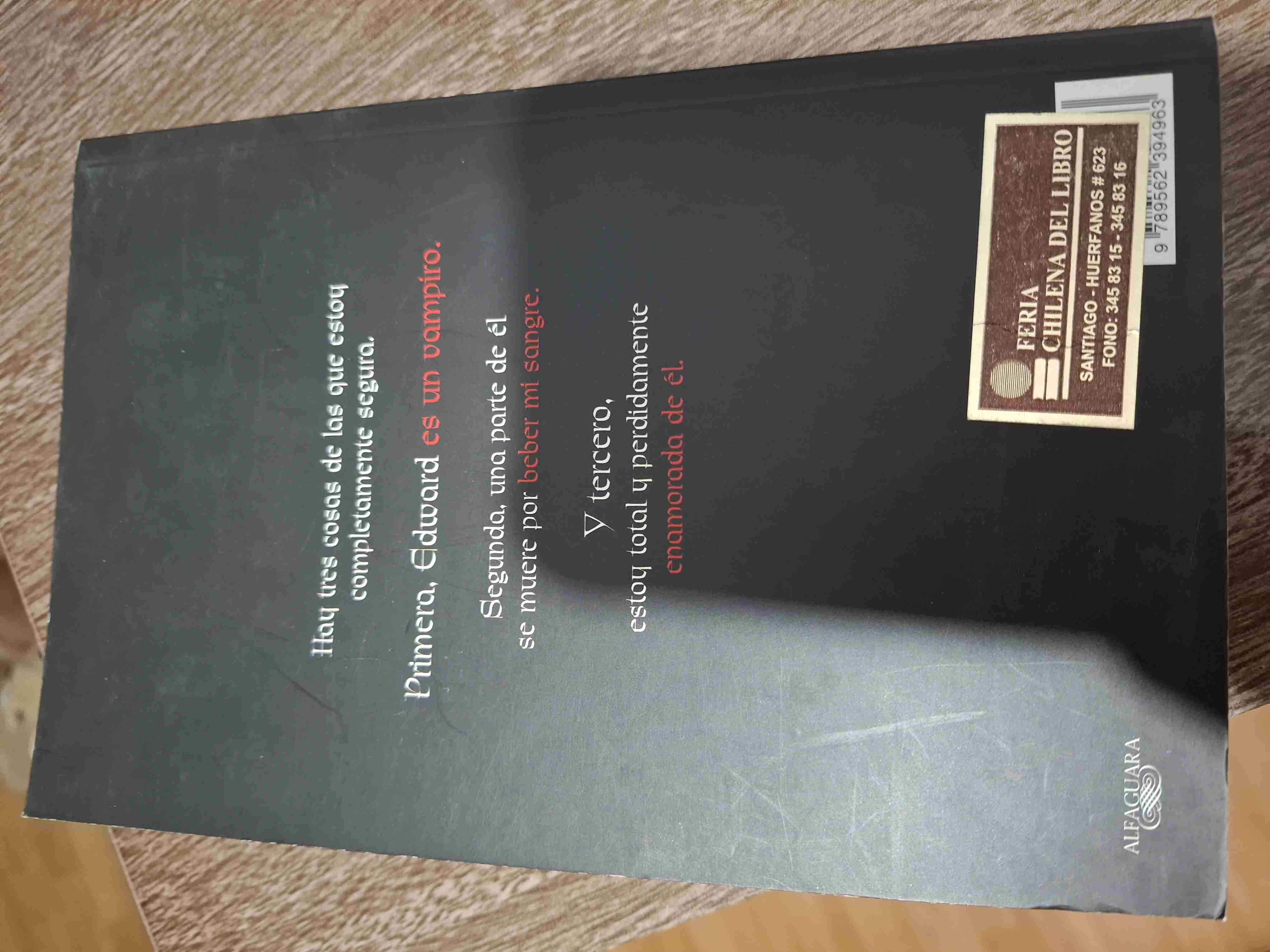 Libro novela 'Edward es un vampiro' - miniatura 1