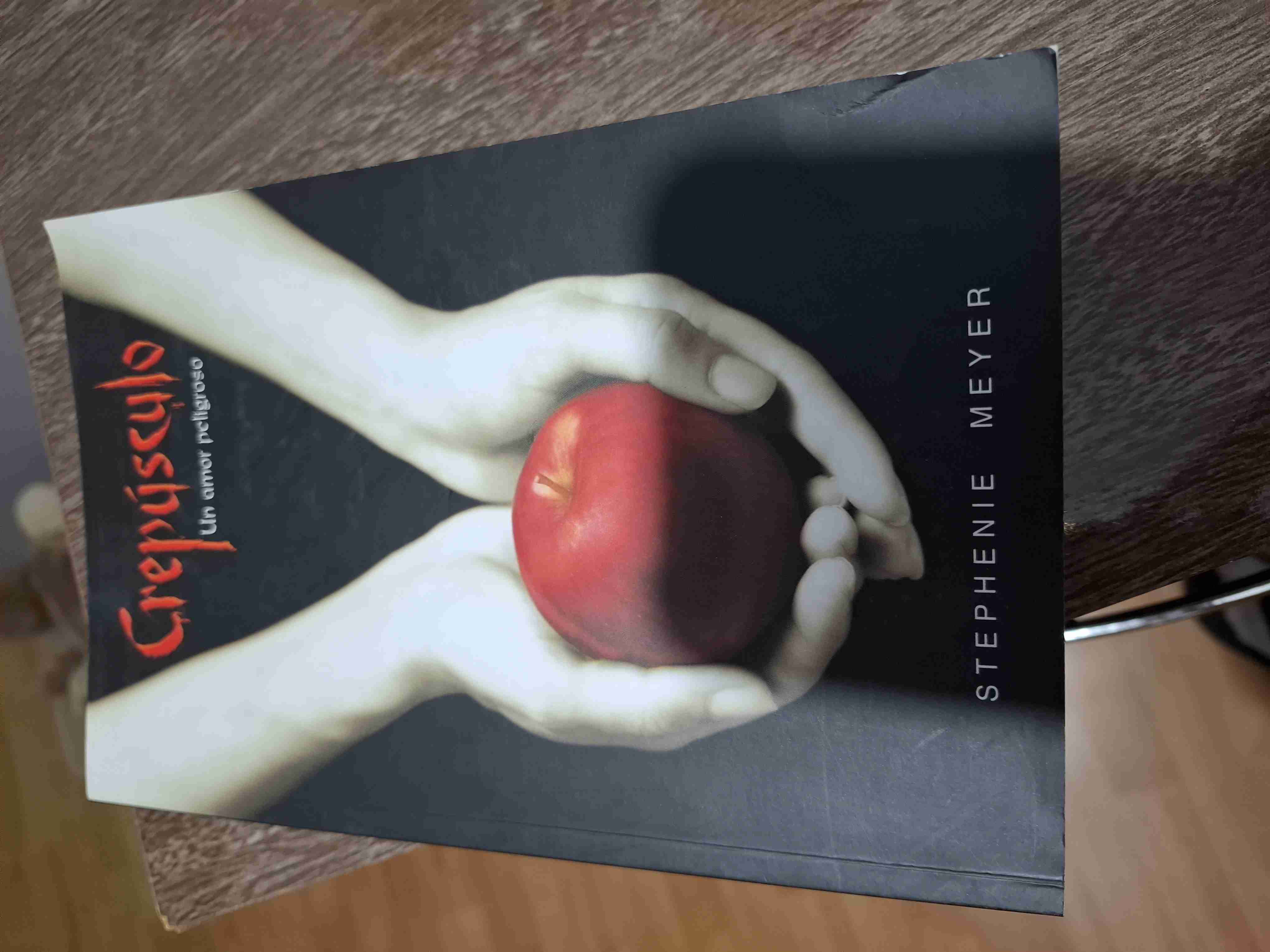 Libro novela 'Edward es un vampiro' - miniatura 2