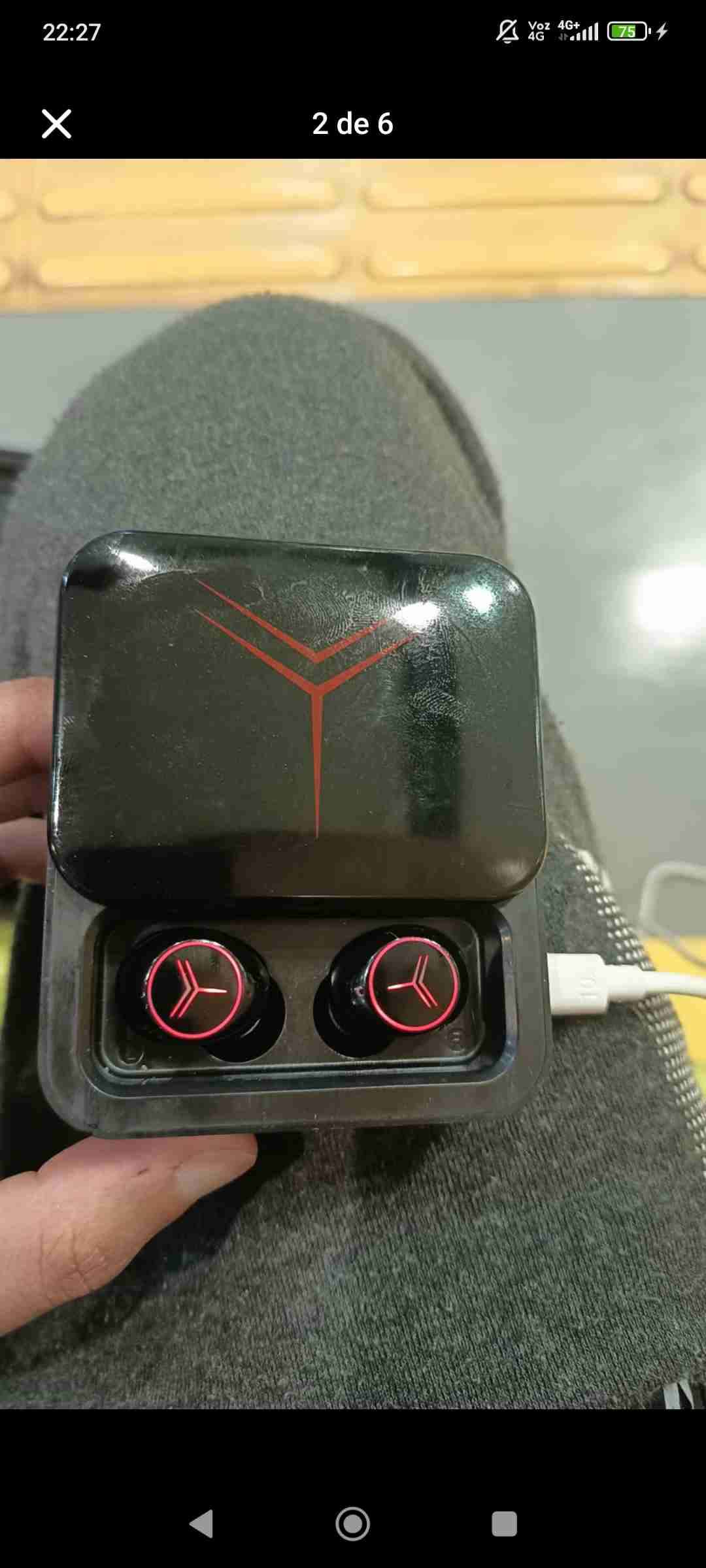 Audifono con Cargador portátil con display LED - miniatura 2