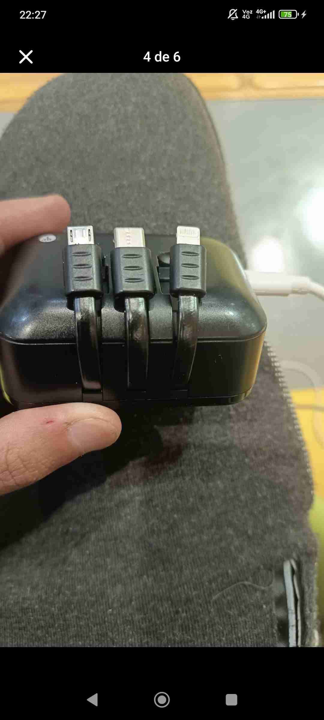 Audifono con Cargador portátil con display LED - miniatura 4