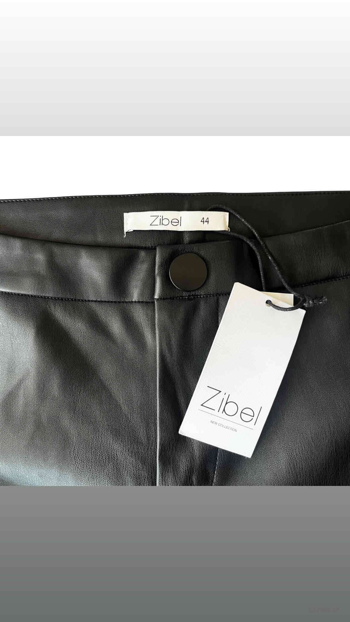 Pantalones de ecocuero negro nuevos - miniatura 3