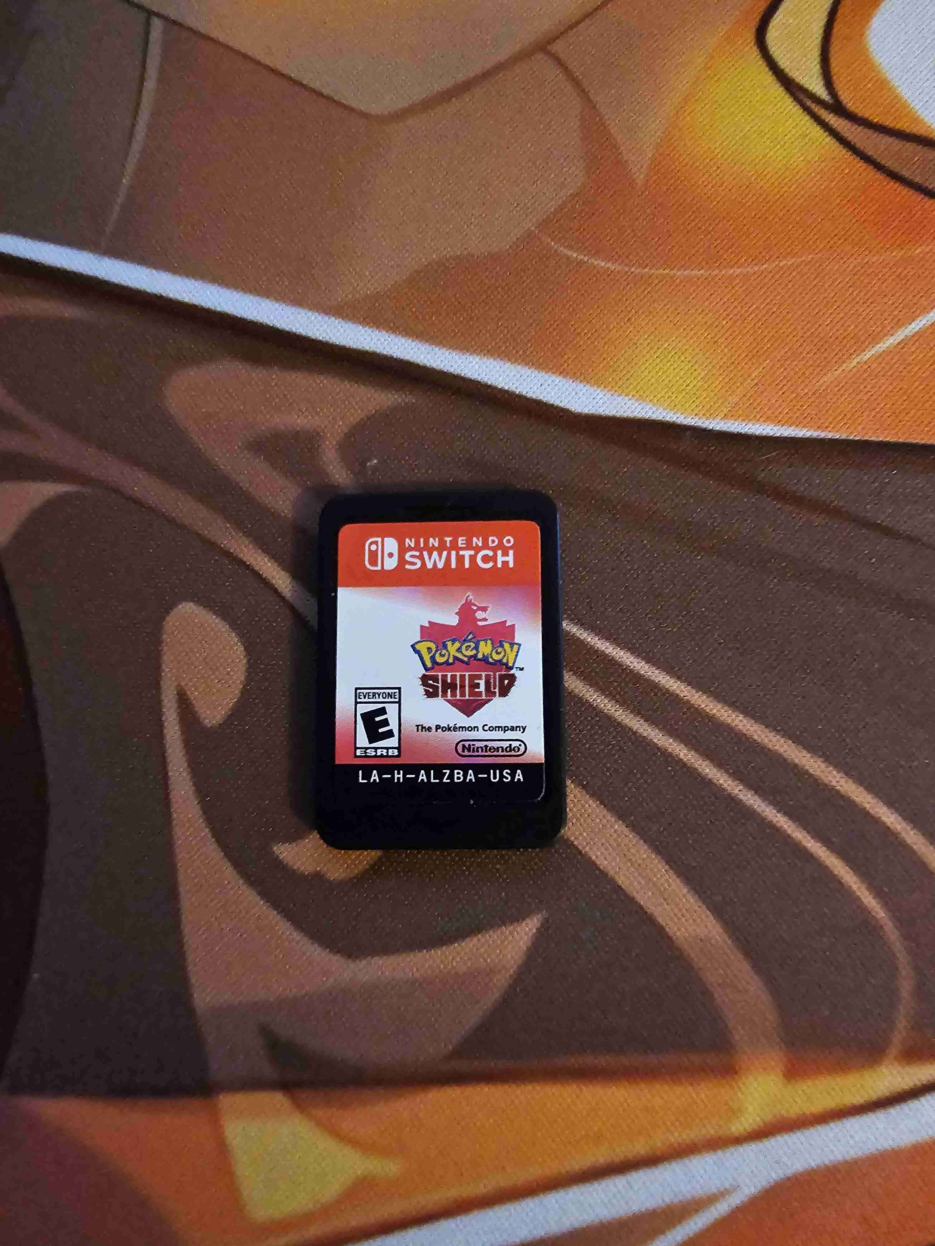 Juego Pokémon Shield para Nintendo Switch - miniatura 1