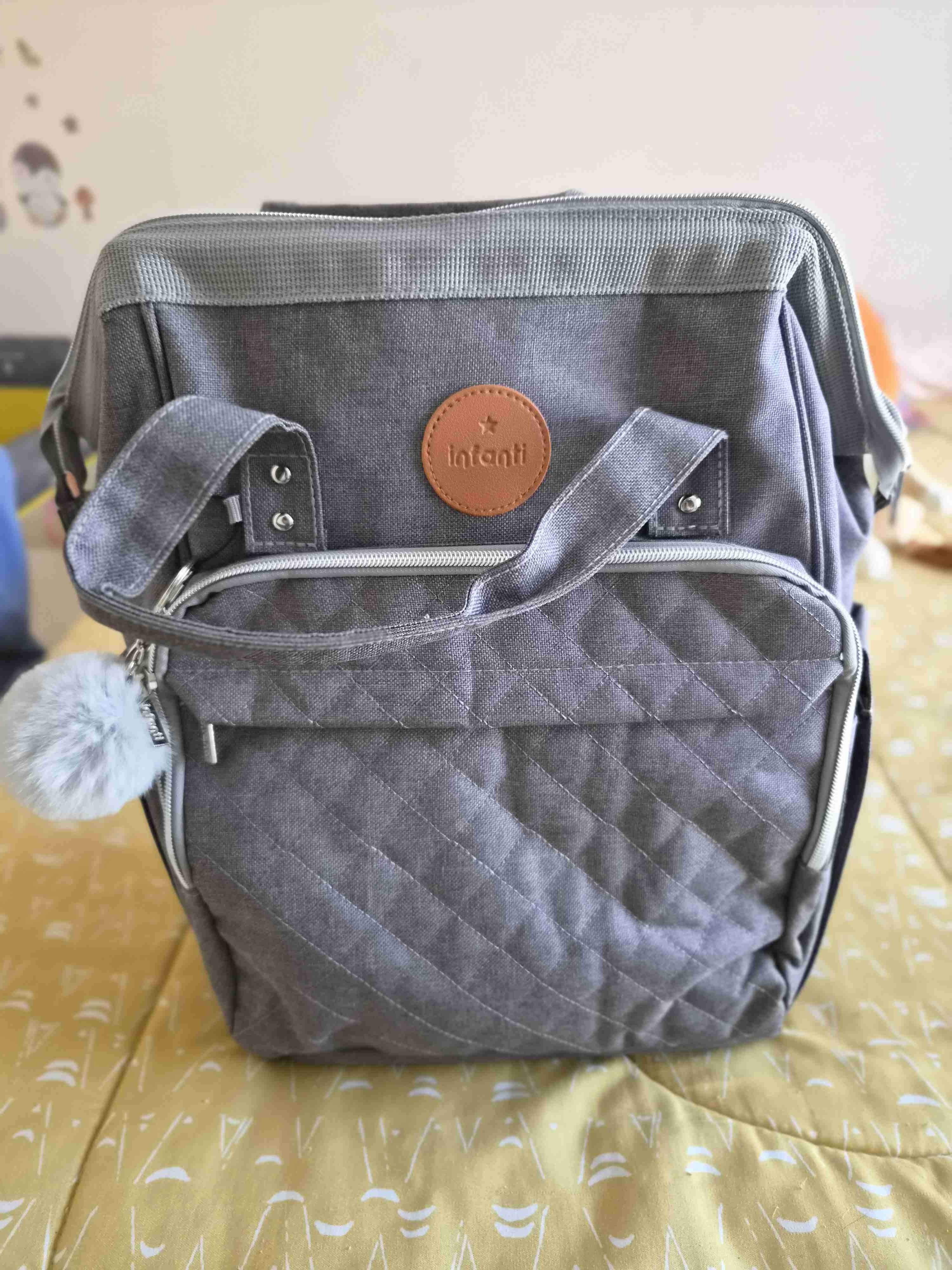 Mochila pañalera gris Infanti - miniatura 1