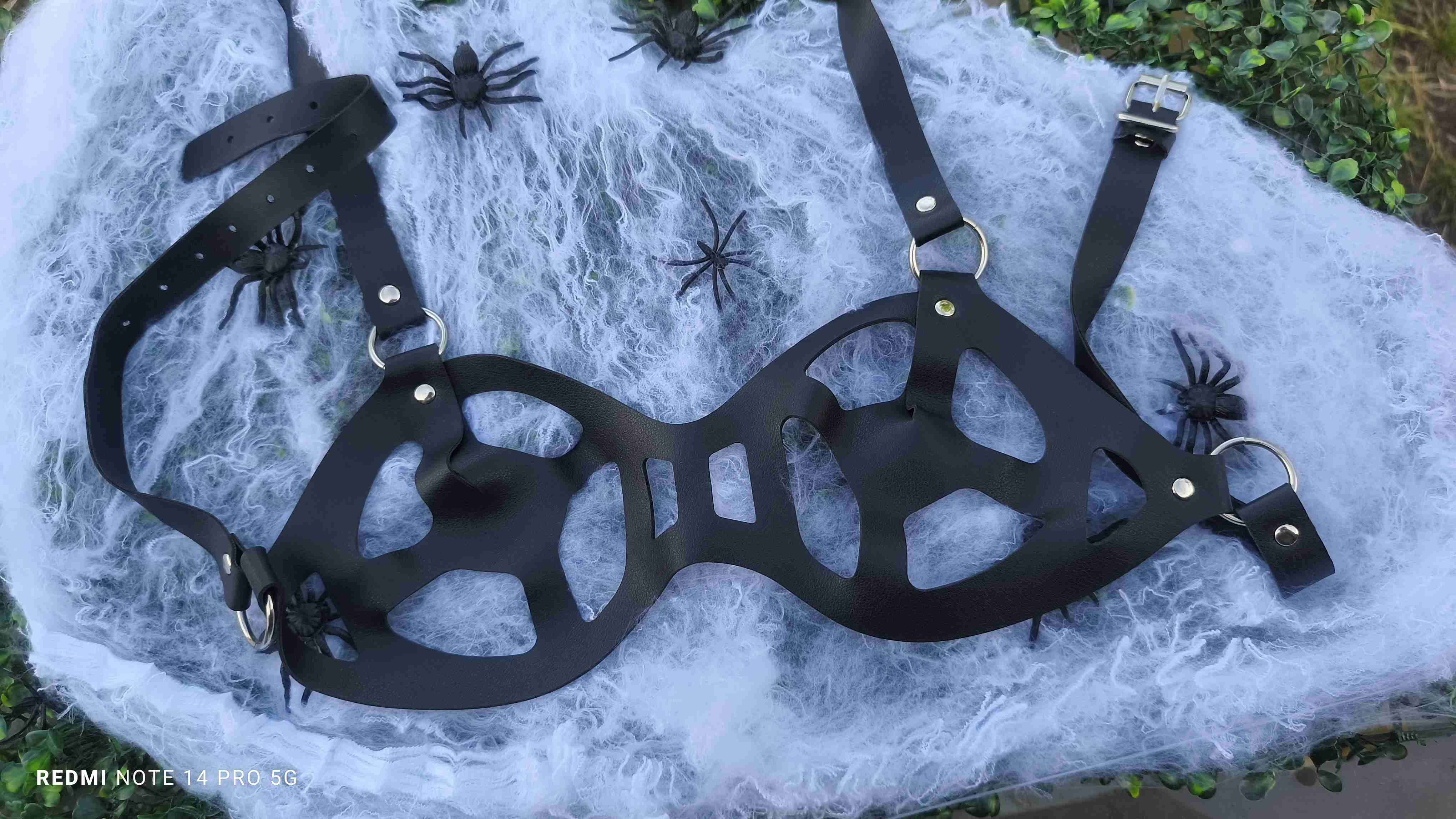 Arnés de cuero negro ajustable - miniatura 1