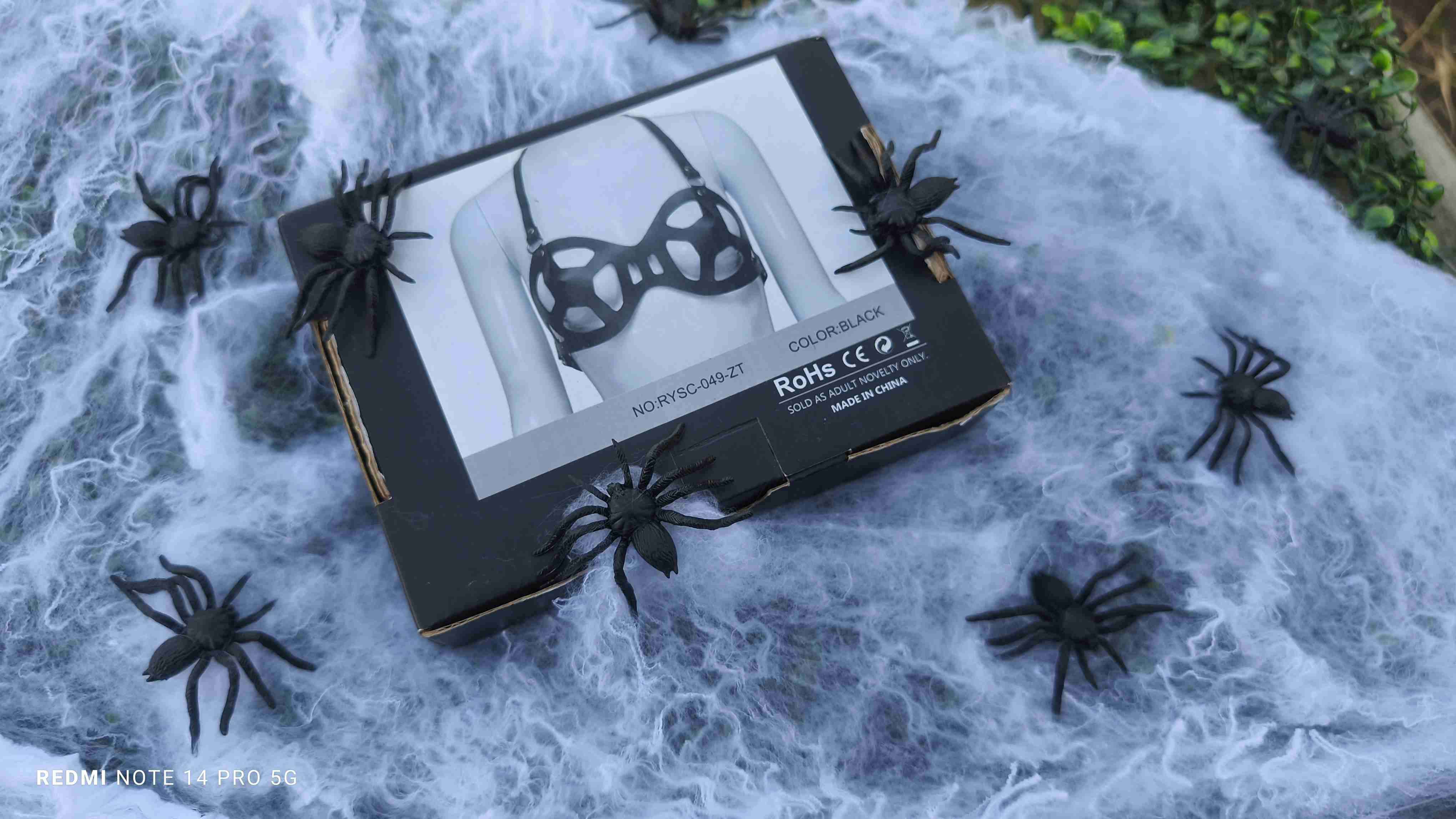 Arnés de cuero negro ajustable - miniatura 2