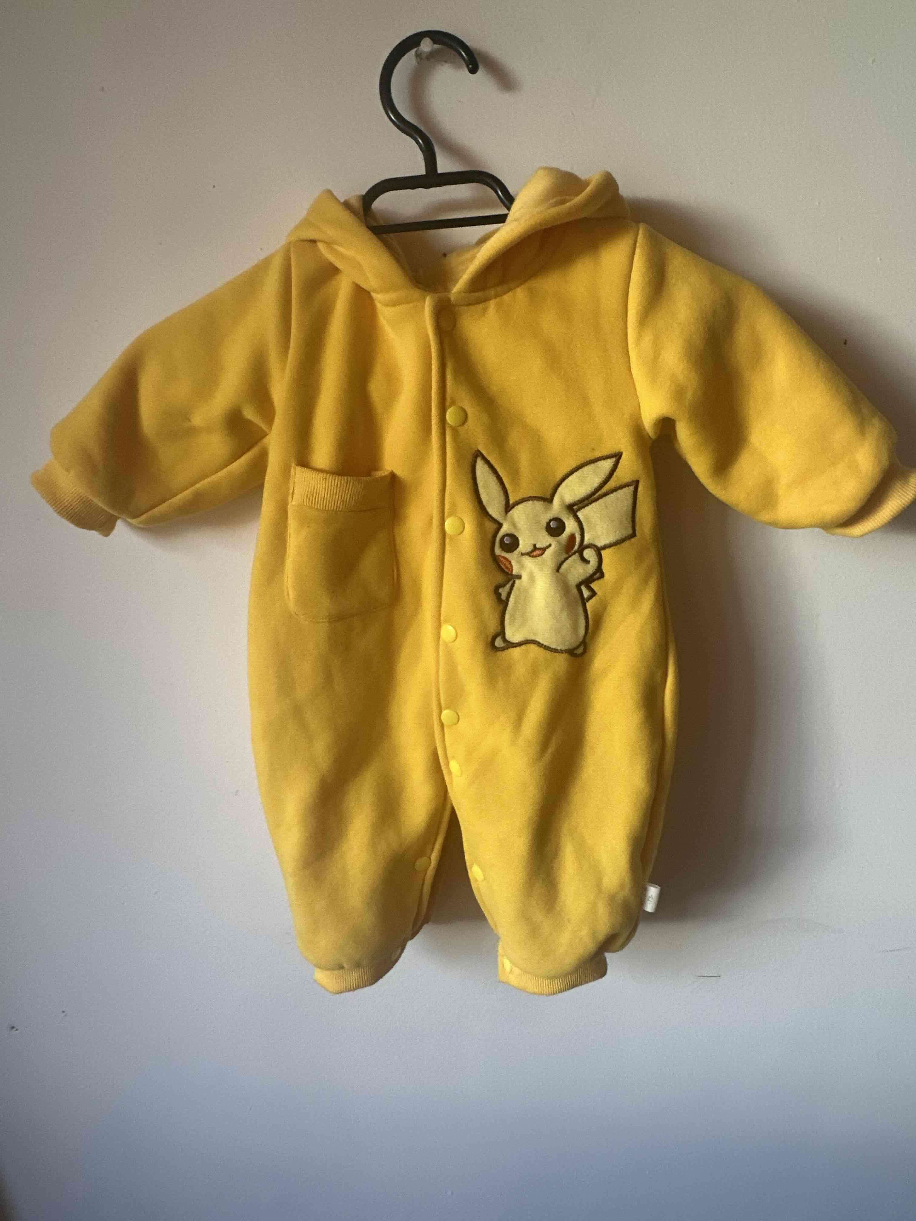 Enterito amarillo con capucha talla 9-12 meses - miniatura 1