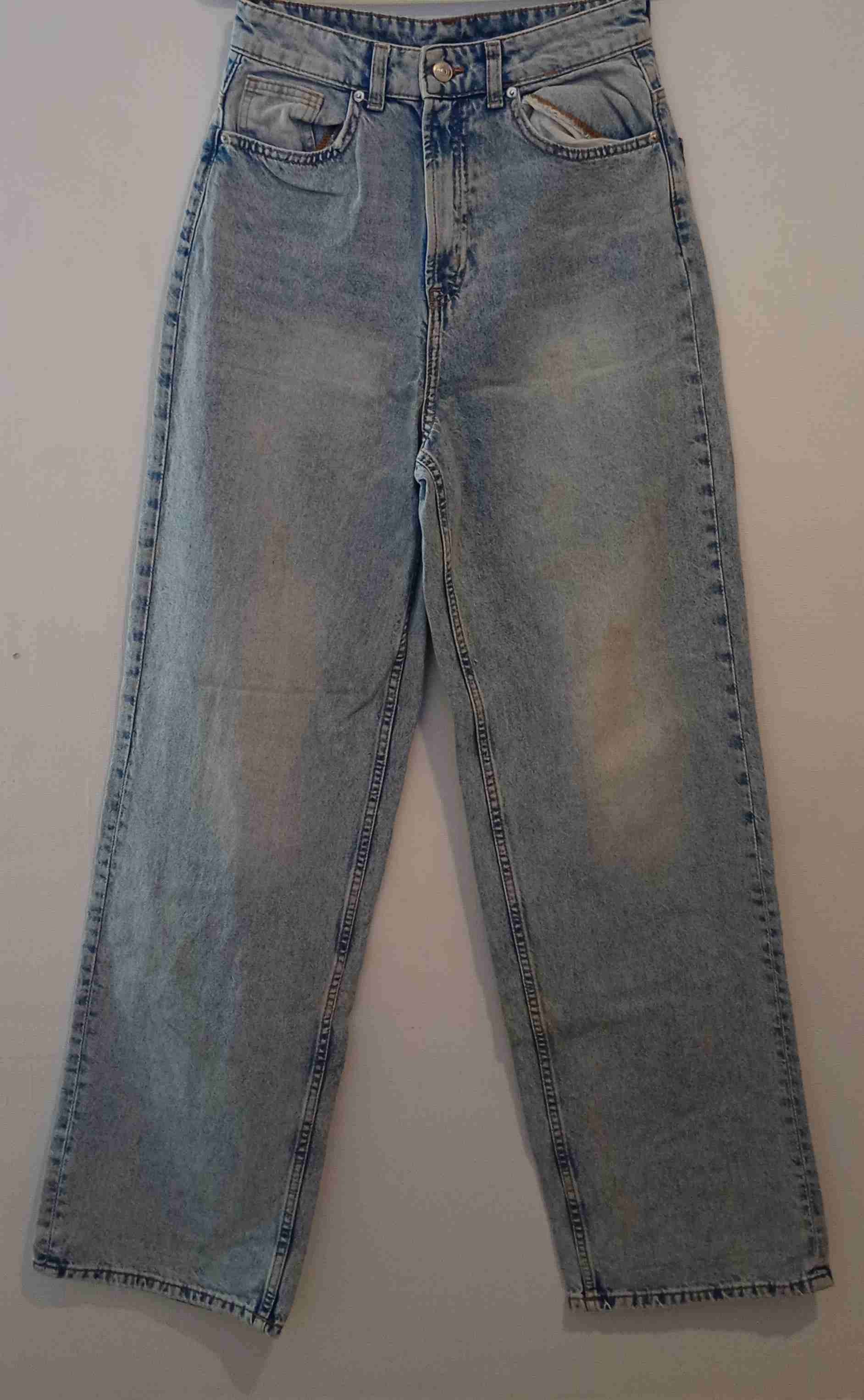 Jeans azul claro clásico