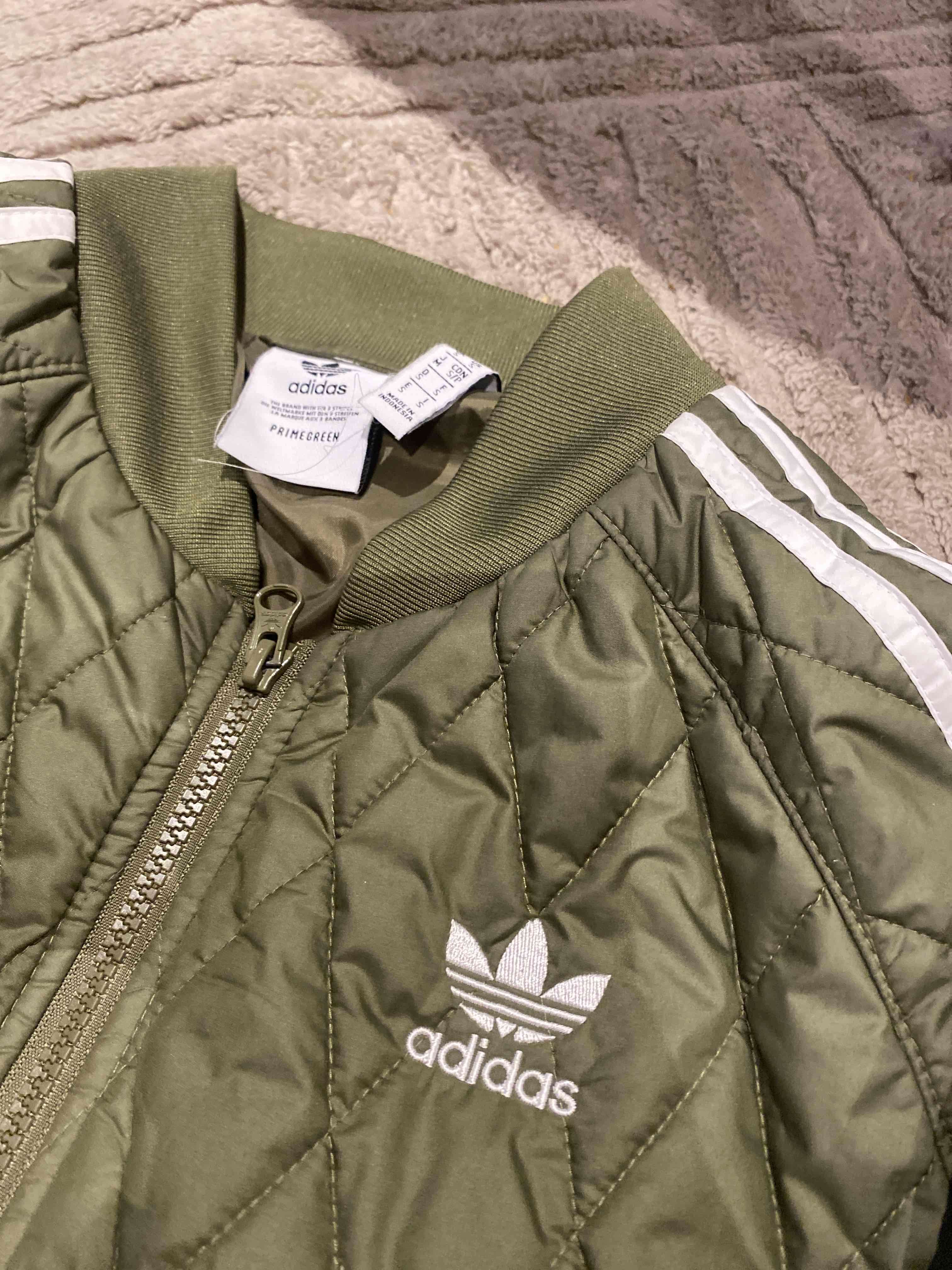 Chaqueta acolchada verde Adidas - miniatura 2