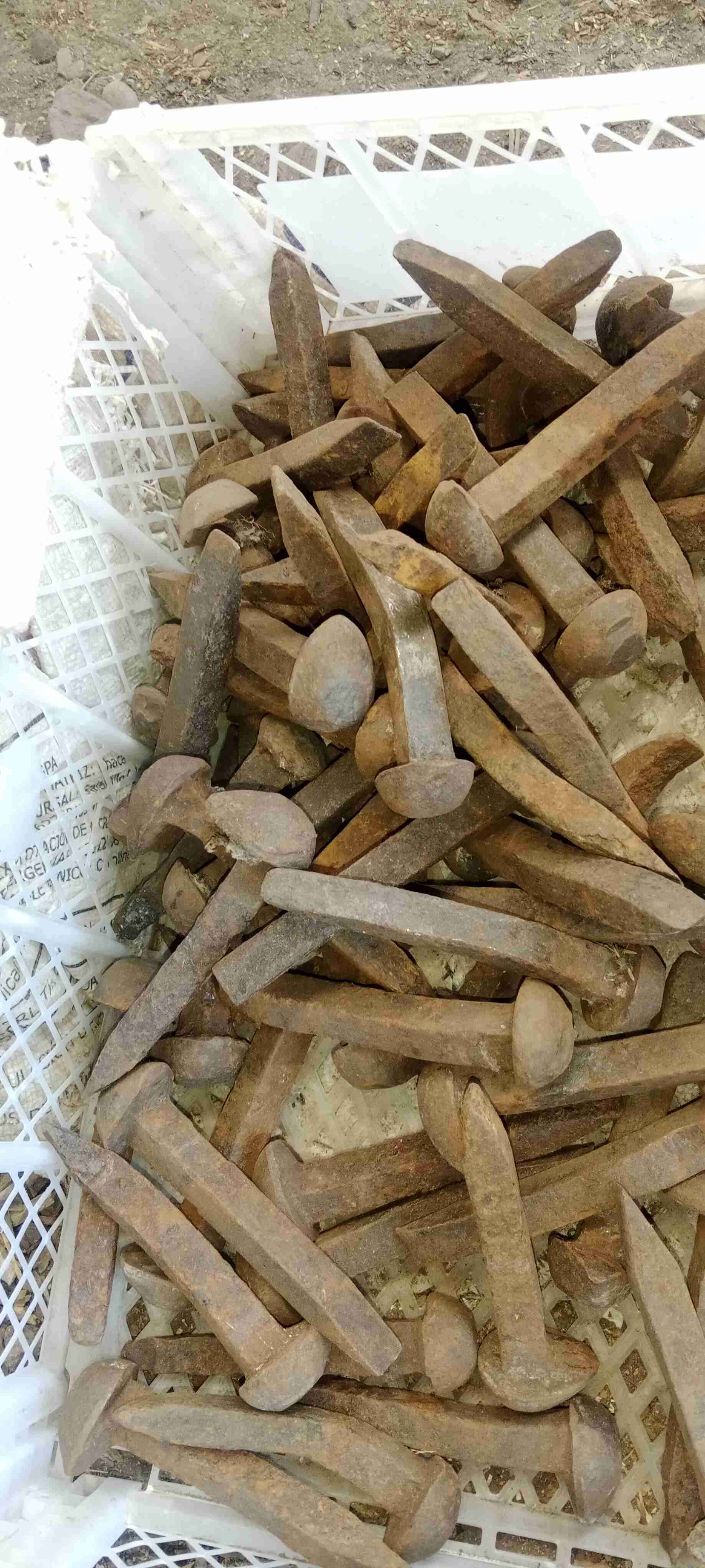 clavos de vía férrea - miniatura 1