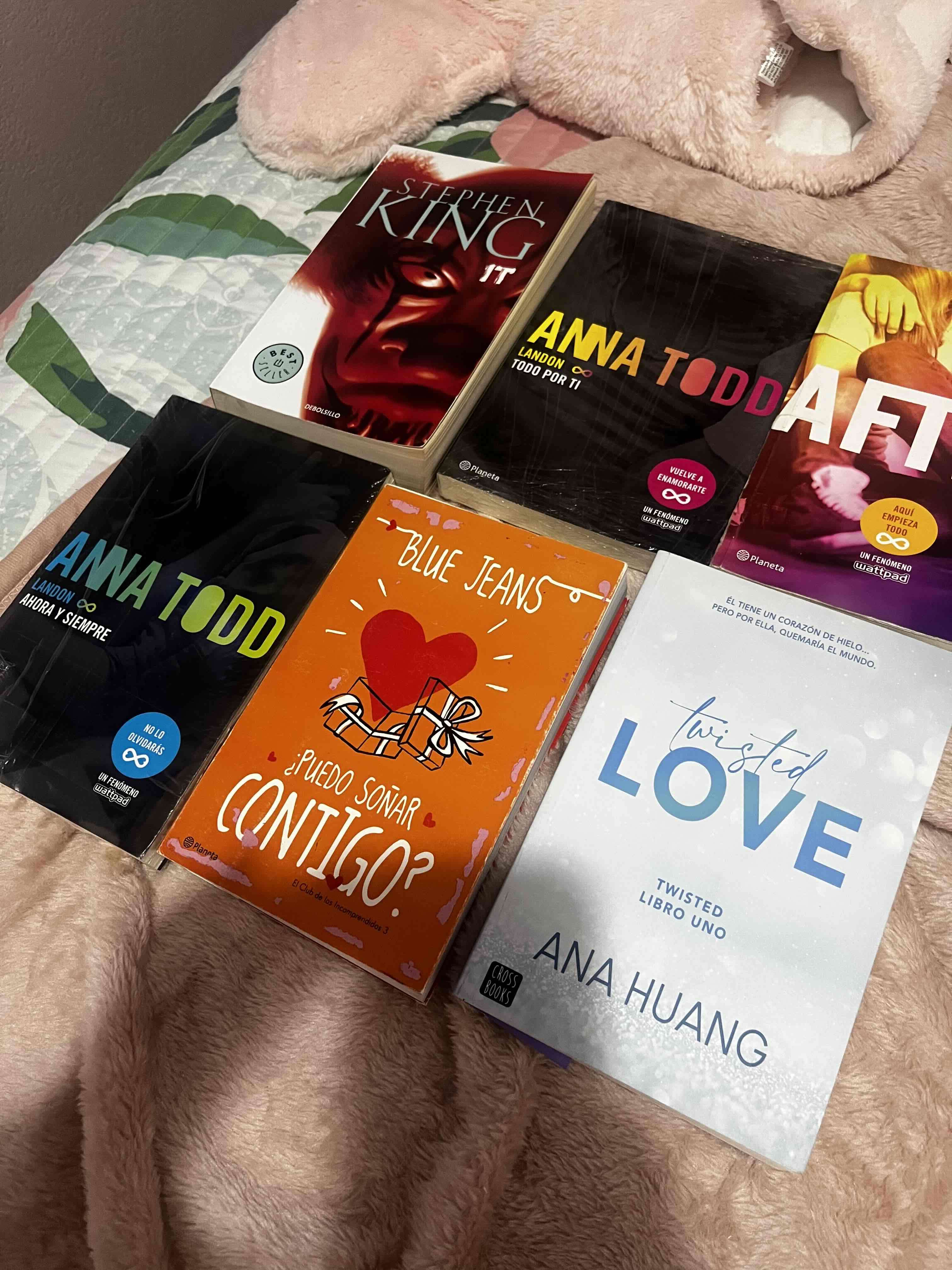 Lote de libros variados