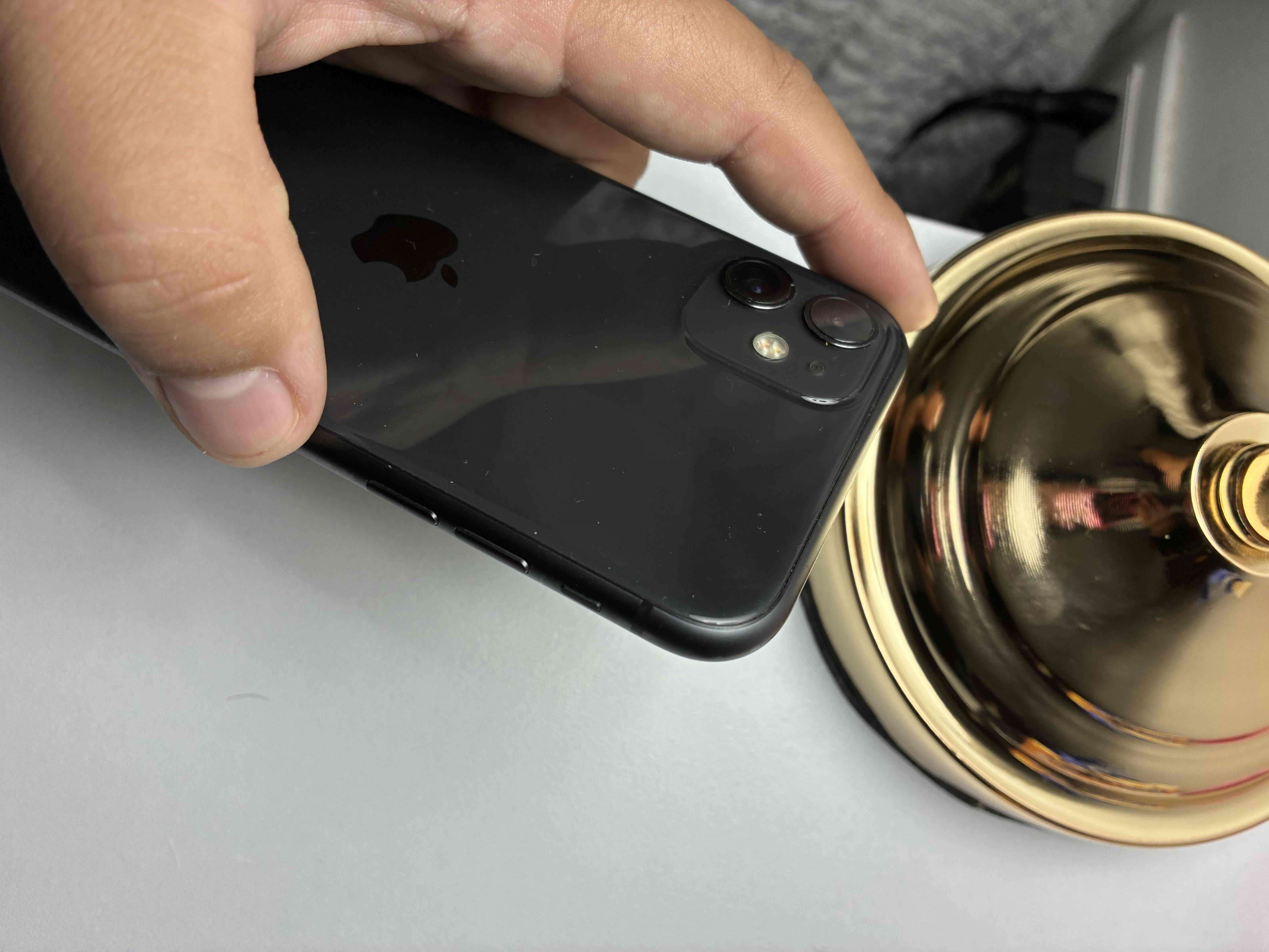 iPhone 11 - miniatura 4