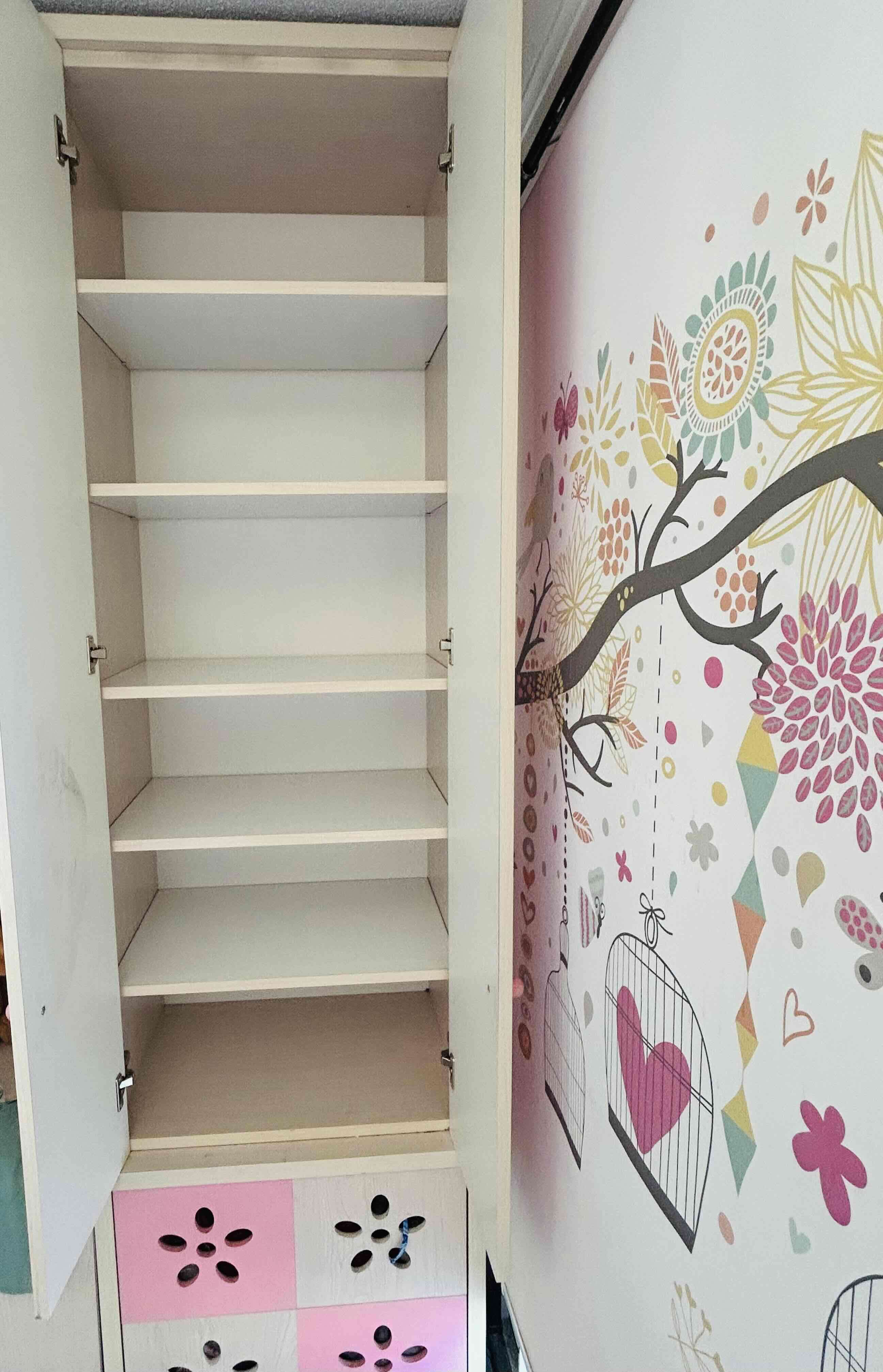 Centro de entretenimiento infantil - miniatura 5