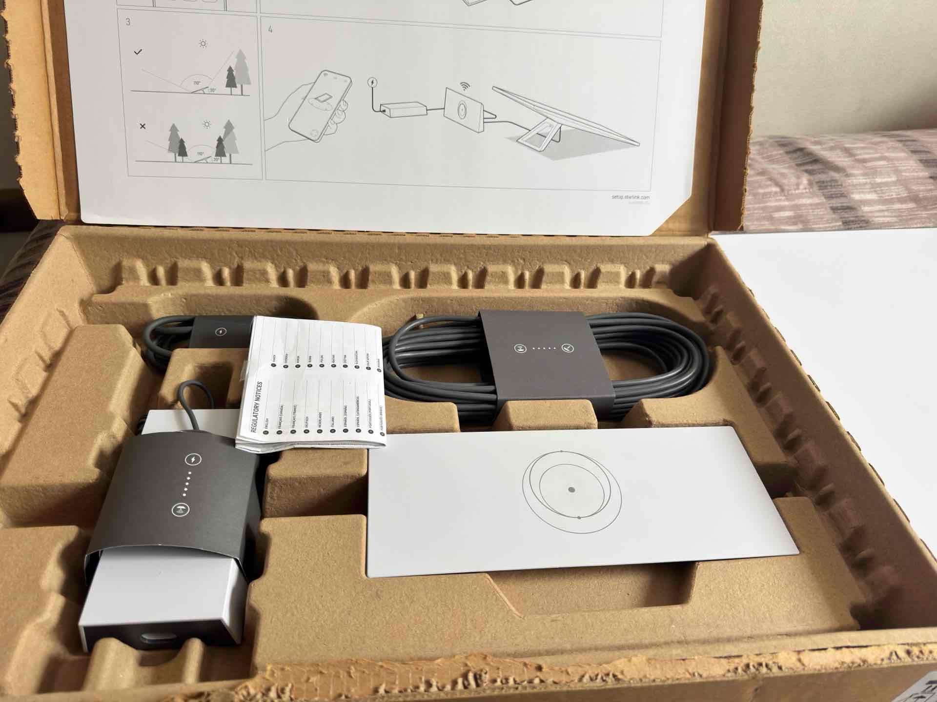 Antena Starlink en caja original - miniatura 3