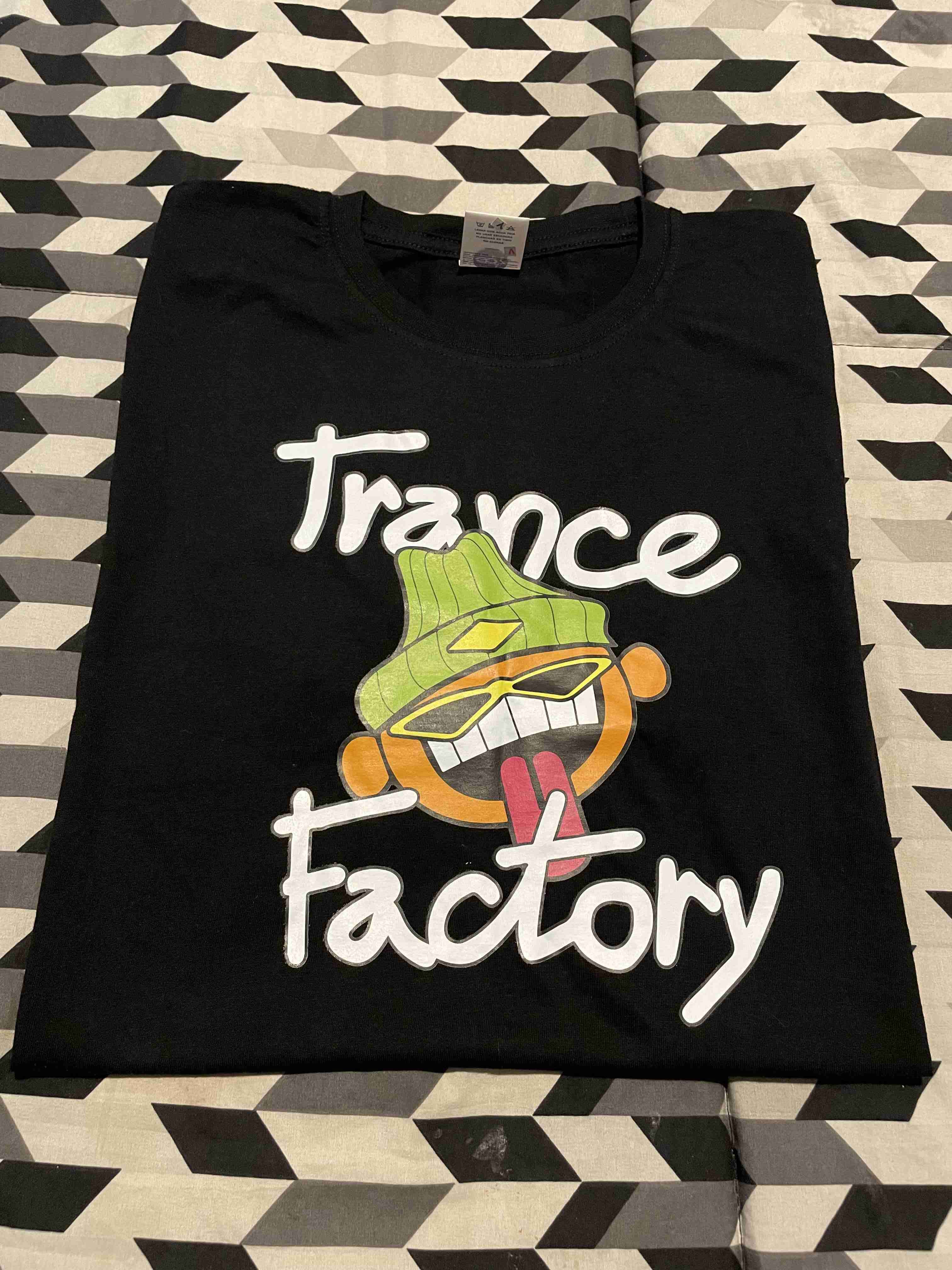 Poleras 90s exclusiva - miniatura 3