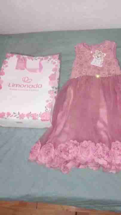 Vestido de fiesta rosa infantil