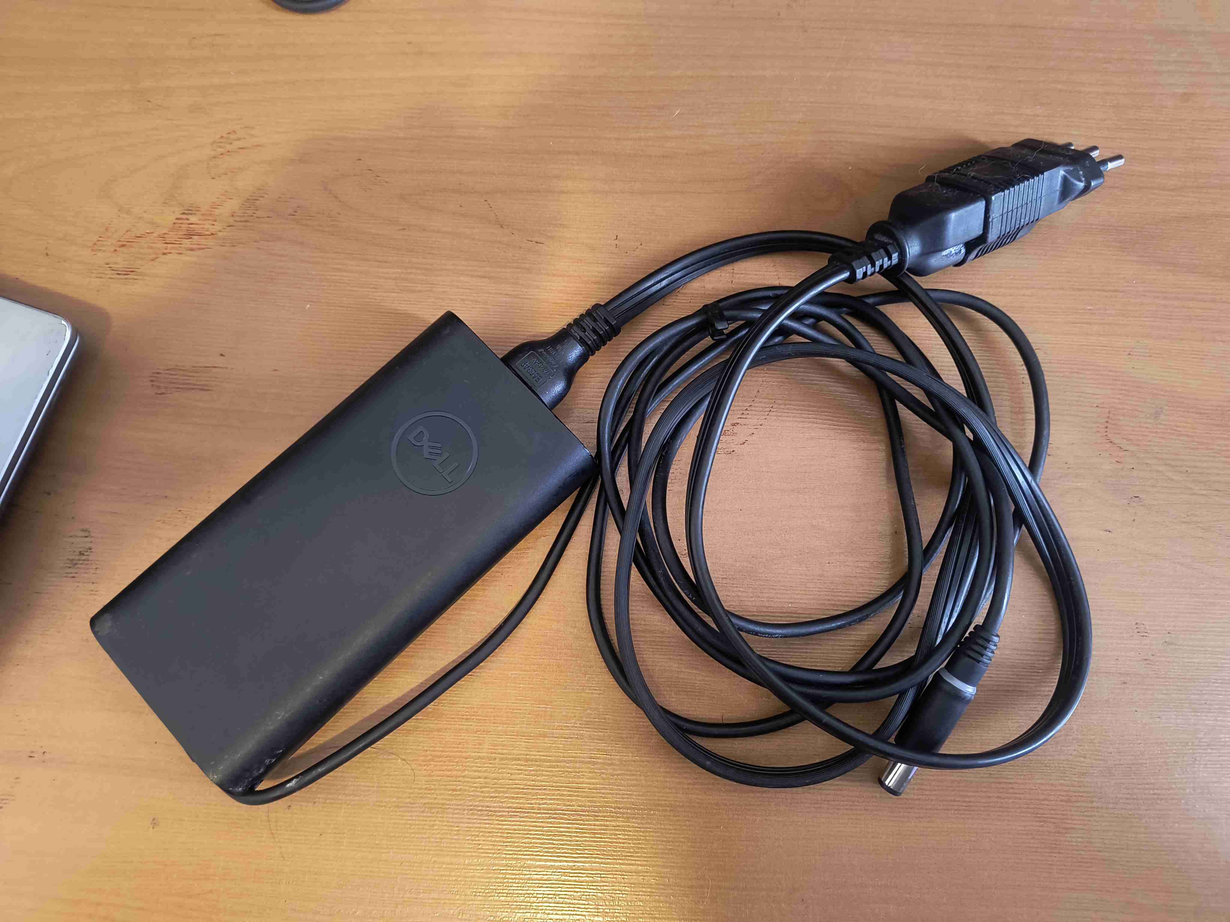 Laptop Dell Latitude 7400, 32GB RAM, 500GB SSD - miniatura 4