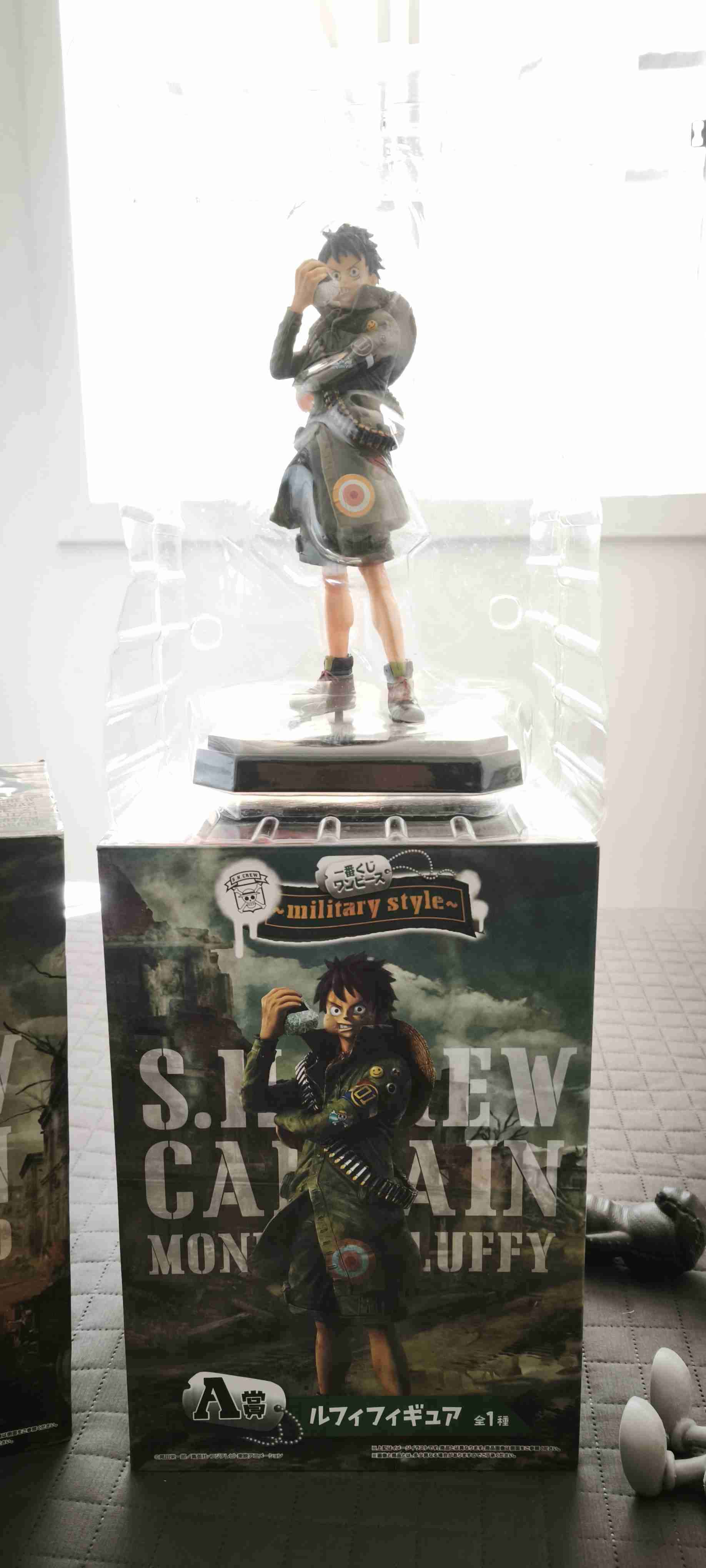 Figuras de Luffy y Zoro - miniatura 4