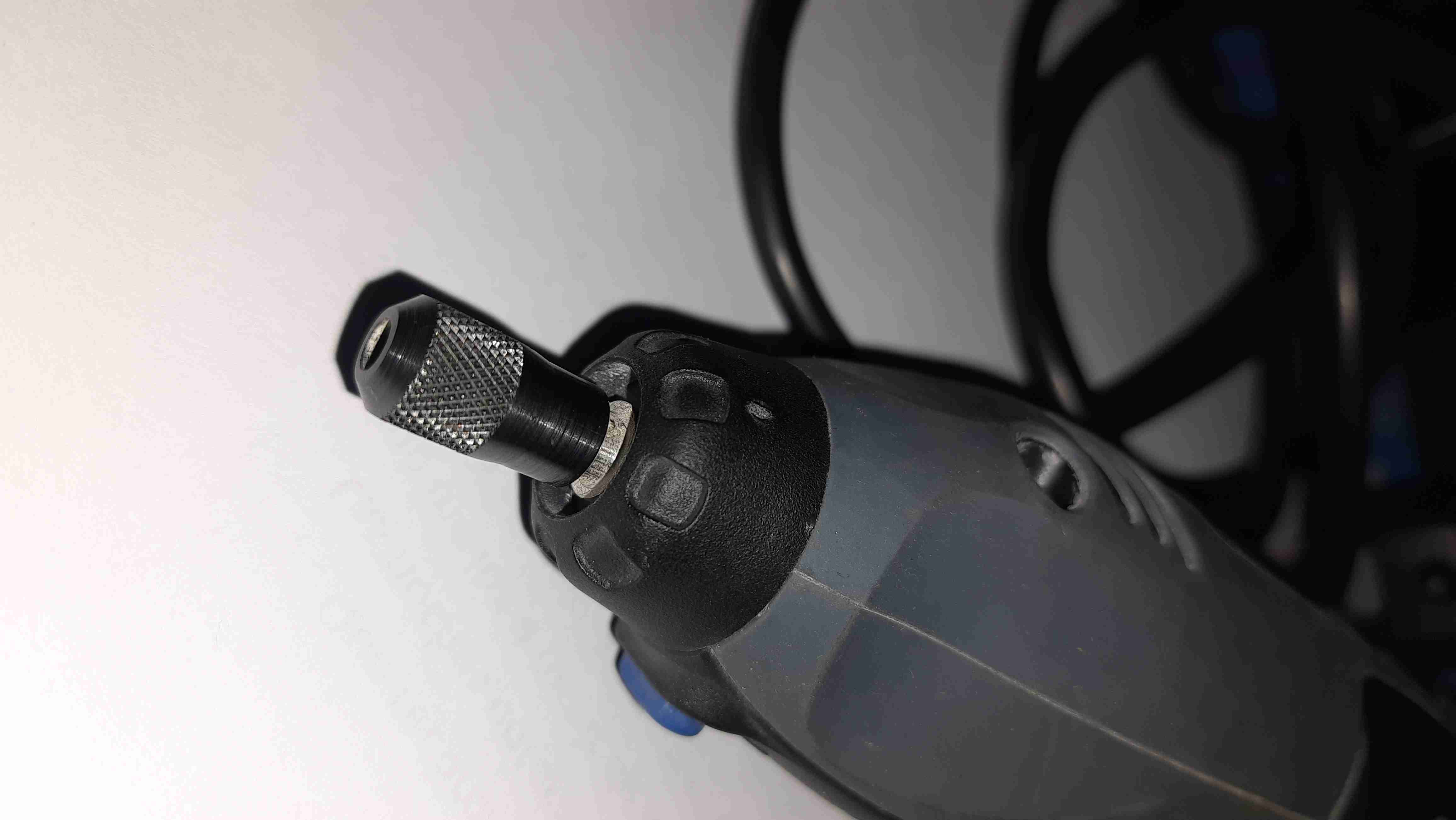 Herramienta rotativa Dremel 300 - miniatura 4