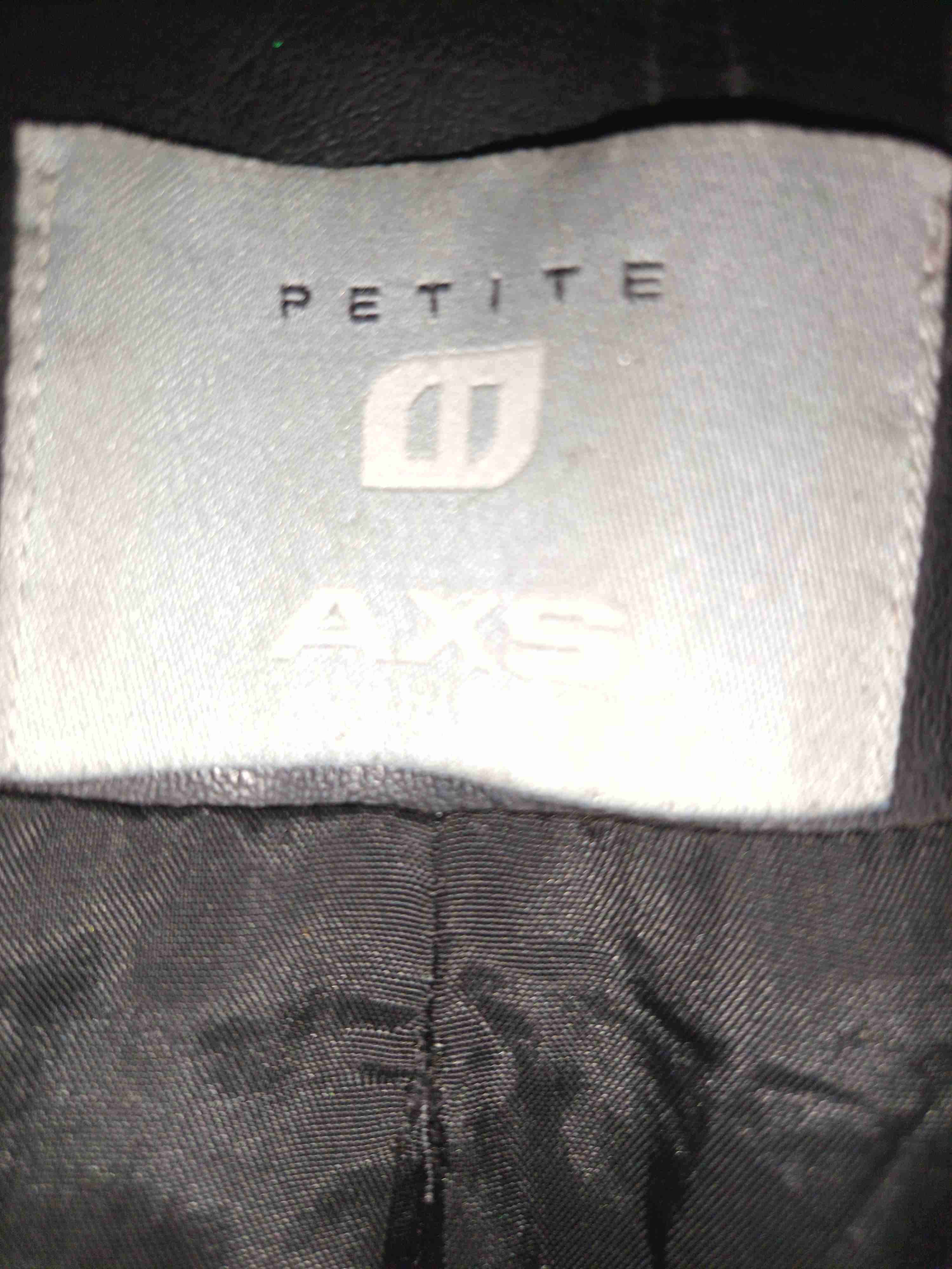 Chaqueta negra - miniatura 2