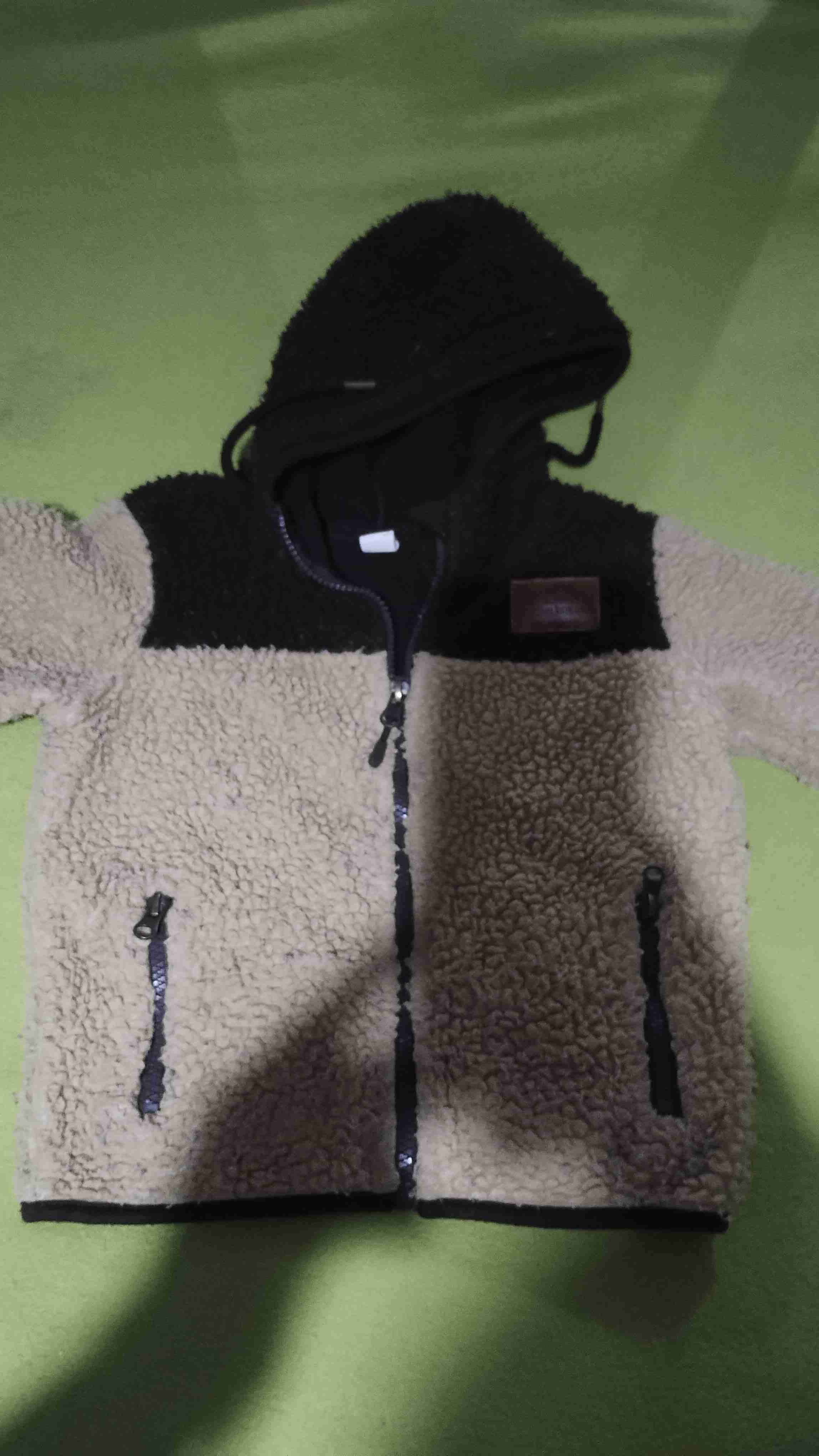 Chaqueta polar bicolor con capucha 3