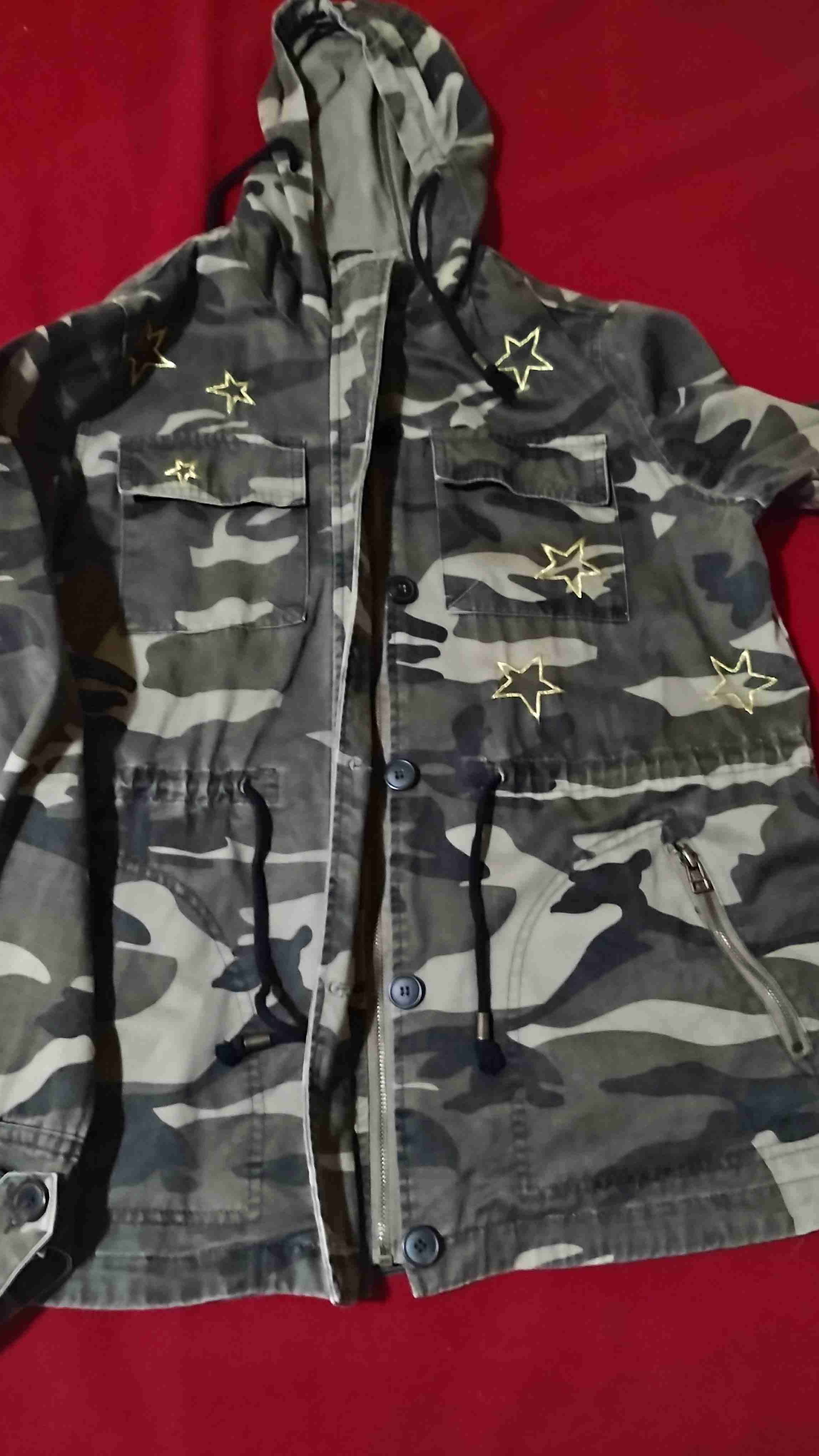Chaqueta camuflada con estrellas - miniatura 2