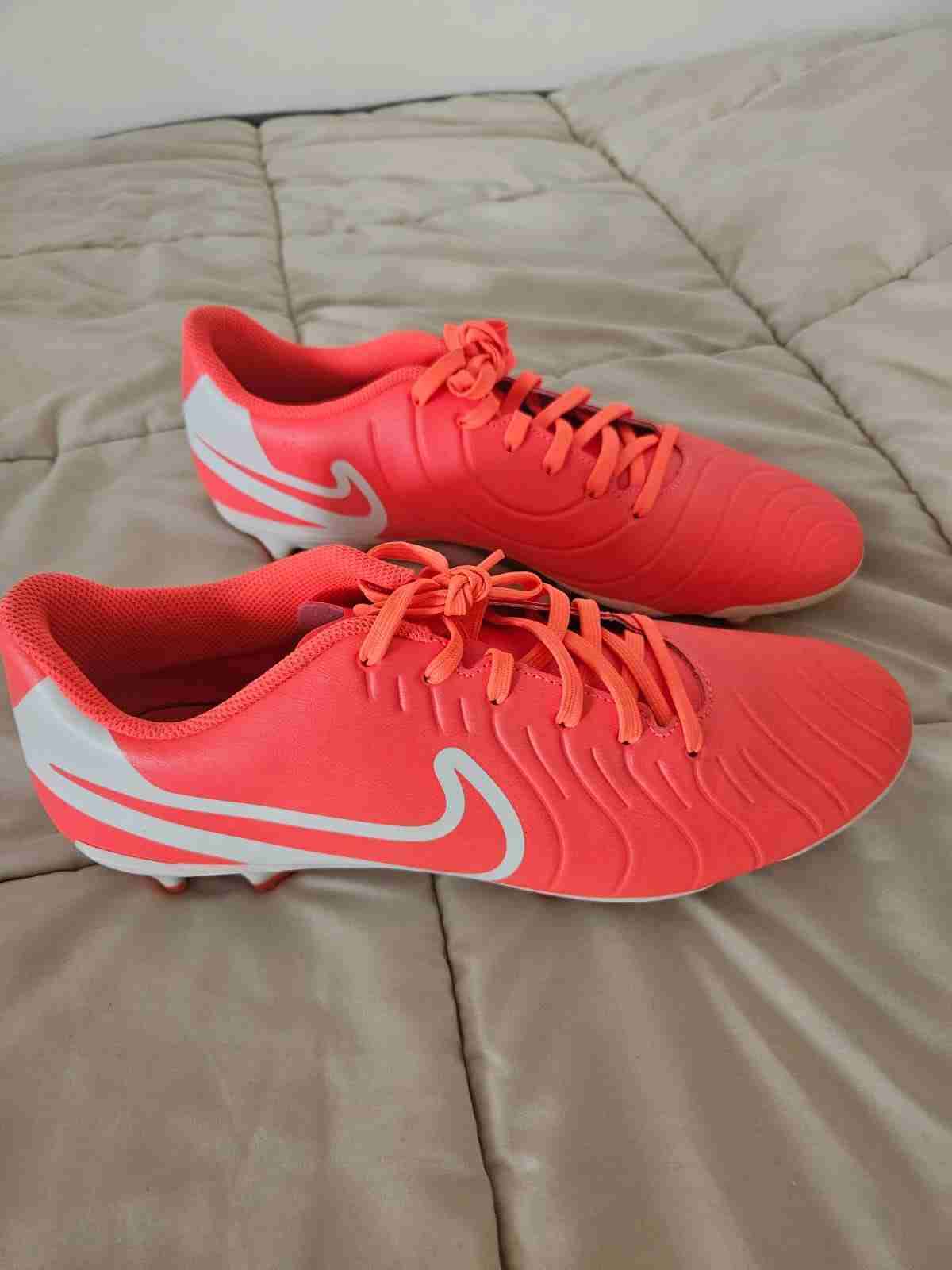 Zapatos de fútbol naranjas - miniatura 4